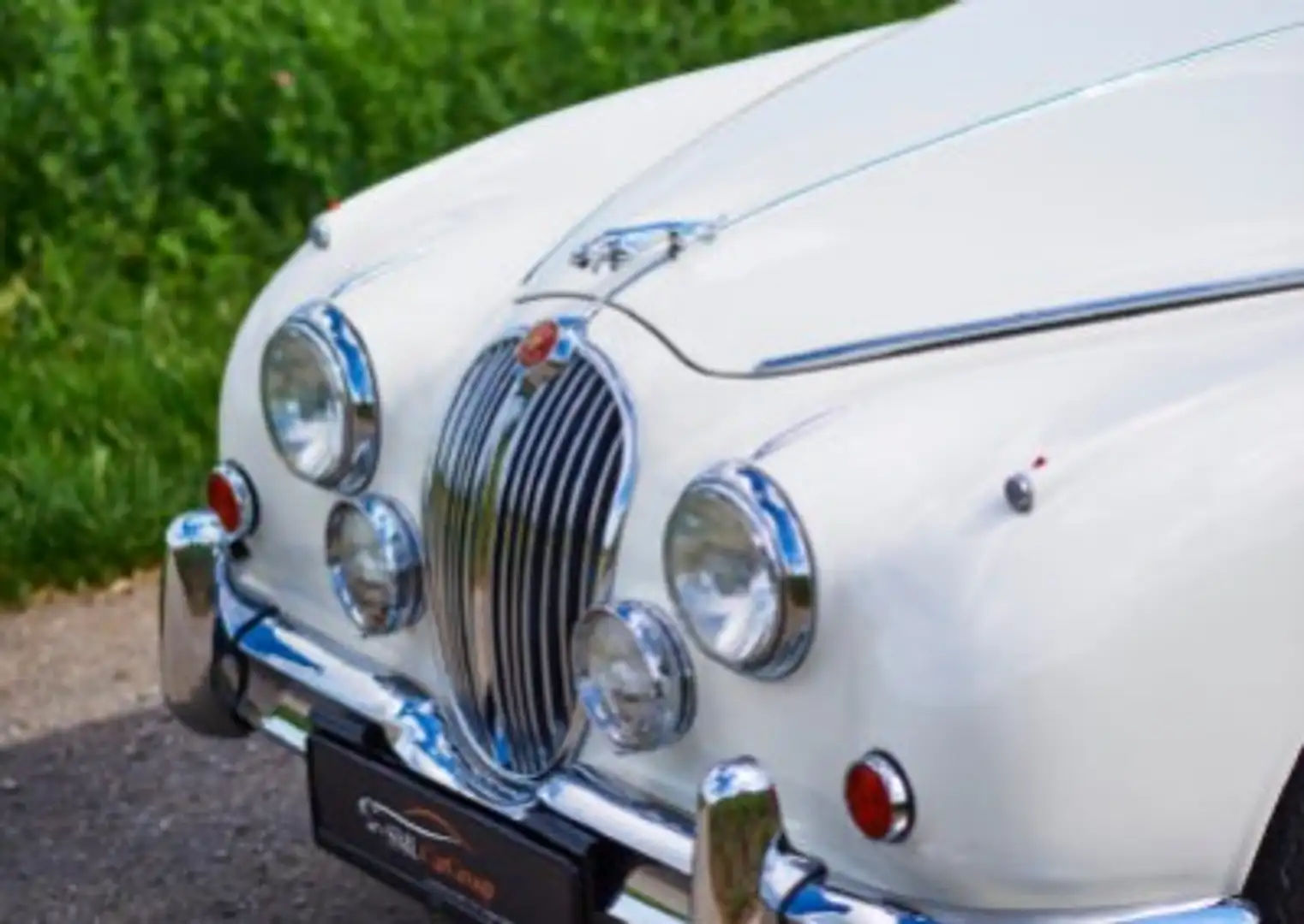 Jaguar MK II Automatik White - 2