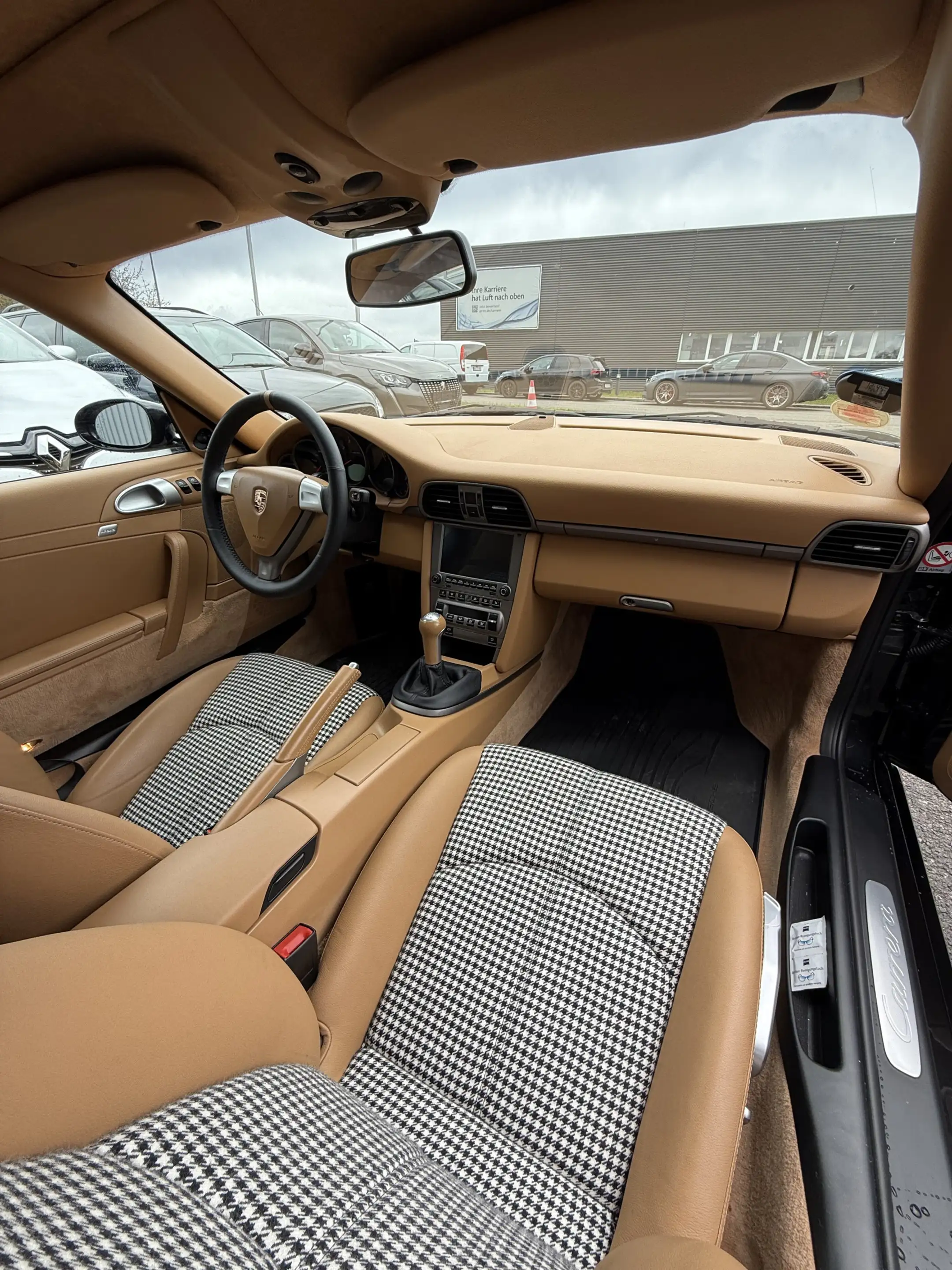 Porsche 911 997 Carrera Coupe, Leder, Sportabgas, Pepita — photo 10