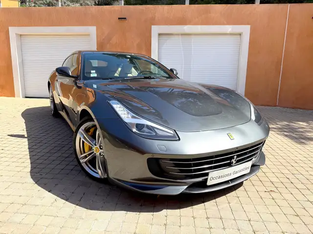 Ferrari GTC4 Lusso