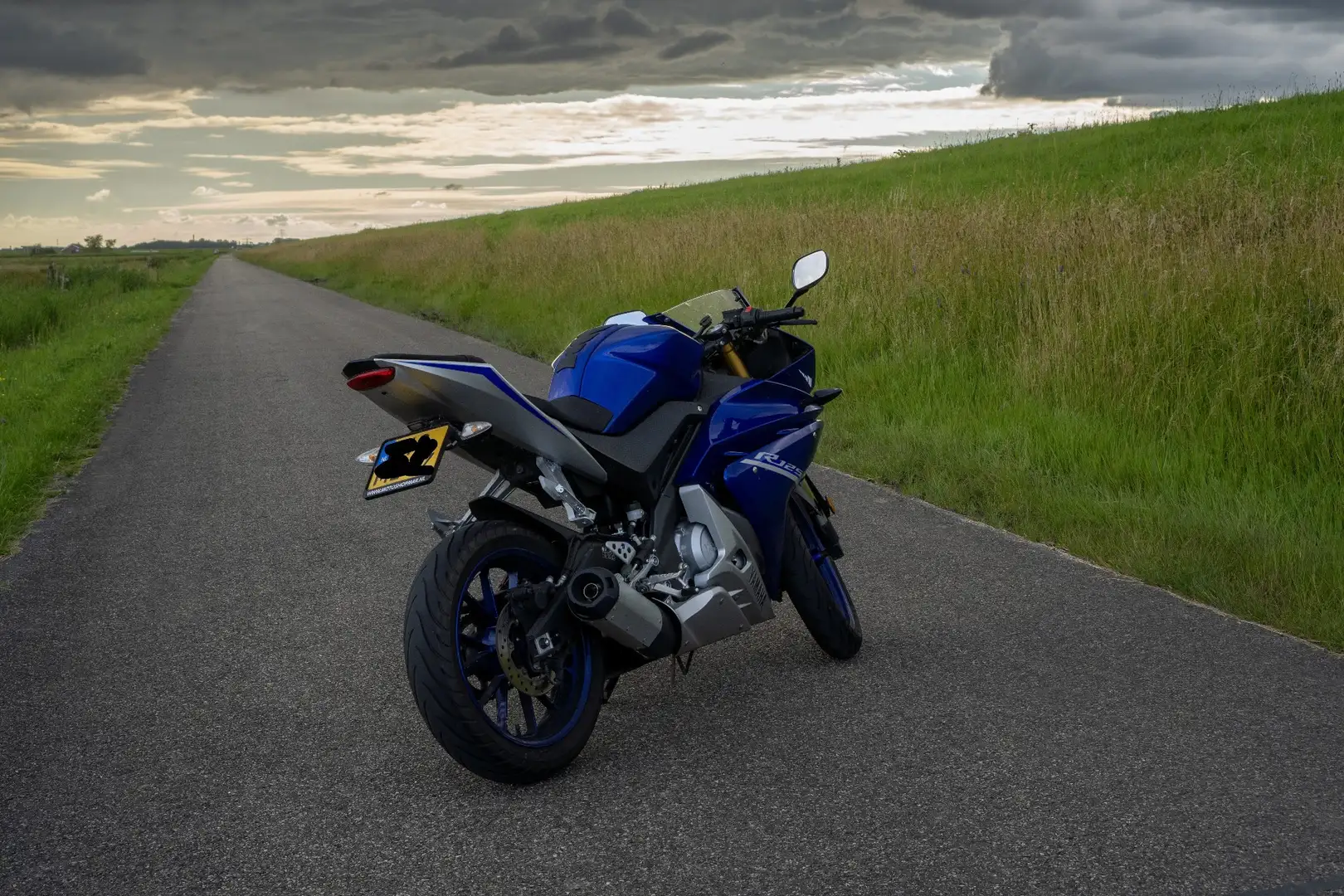 Yamaha YZF-R125 Albastru - 1