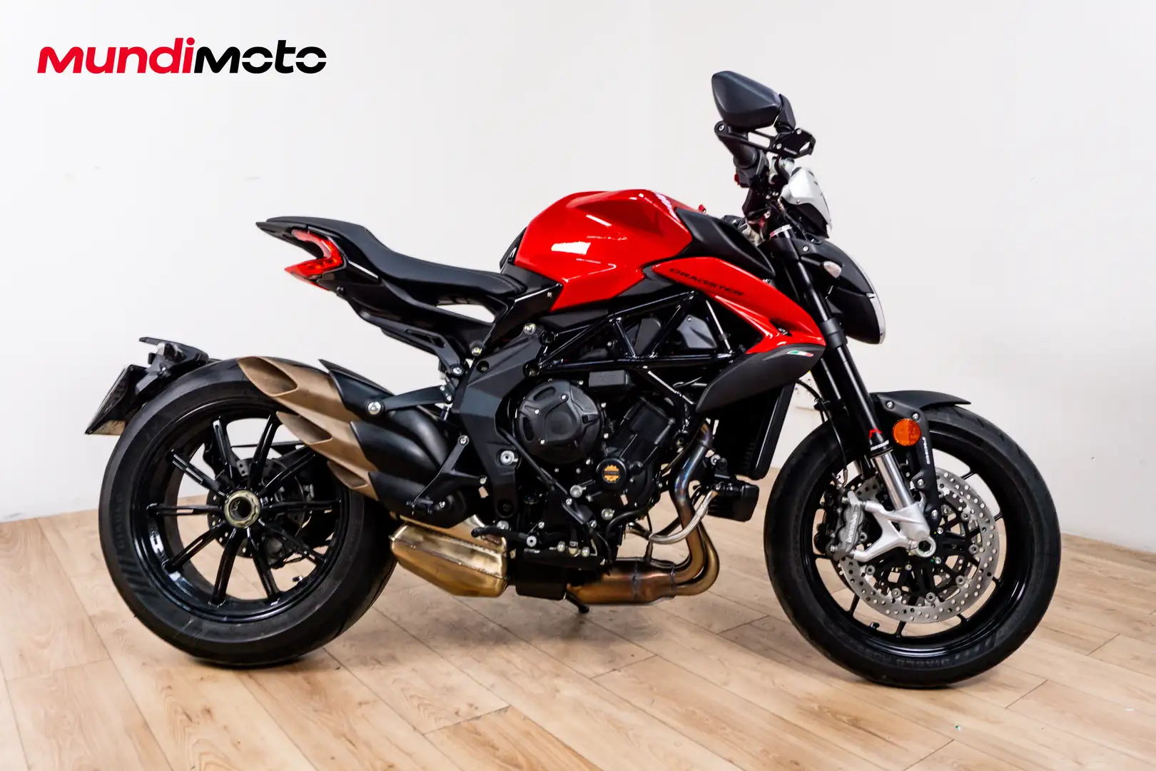 MV Agusta 800 - 1