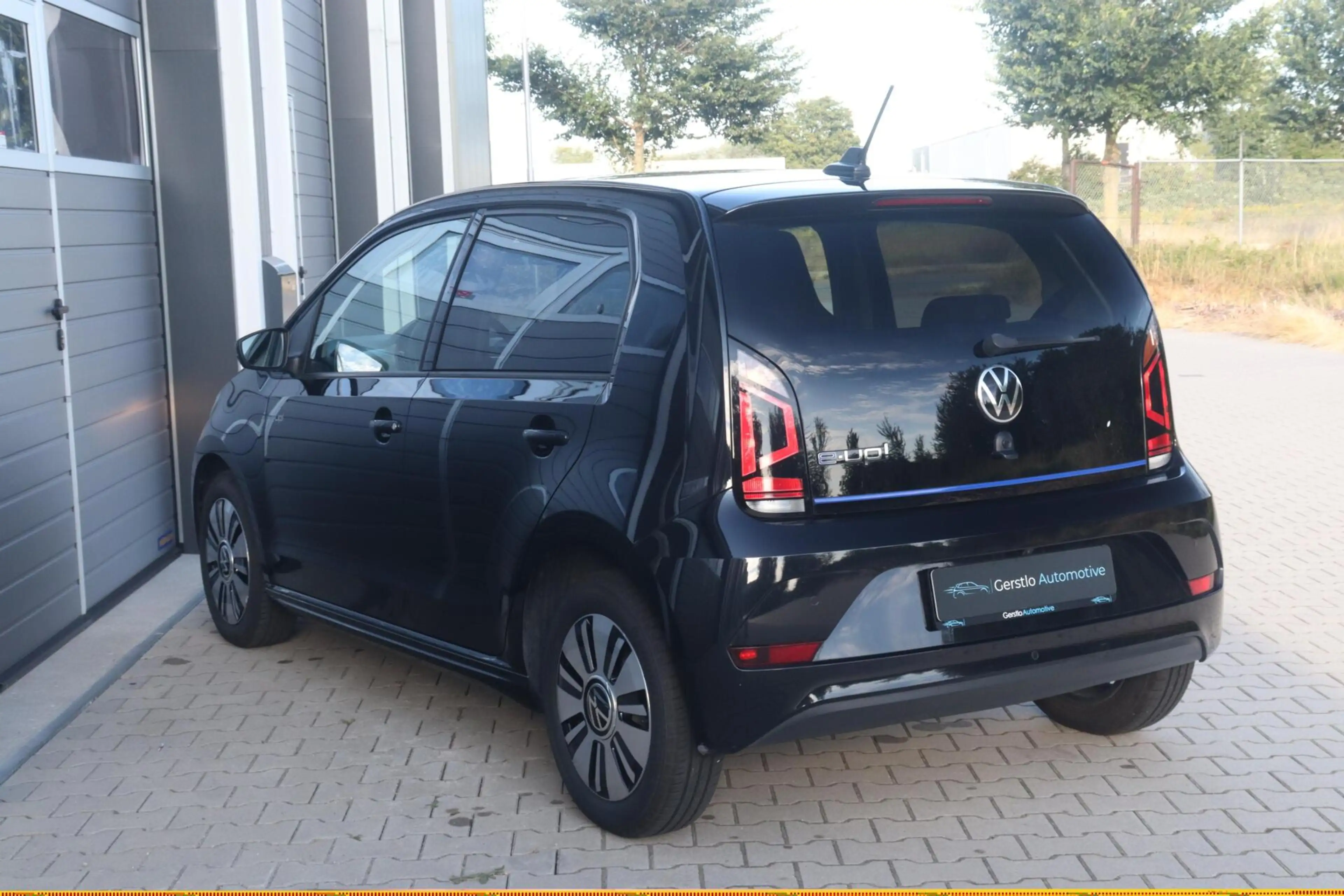 Volkswagen e-up! e-up! — photo 9