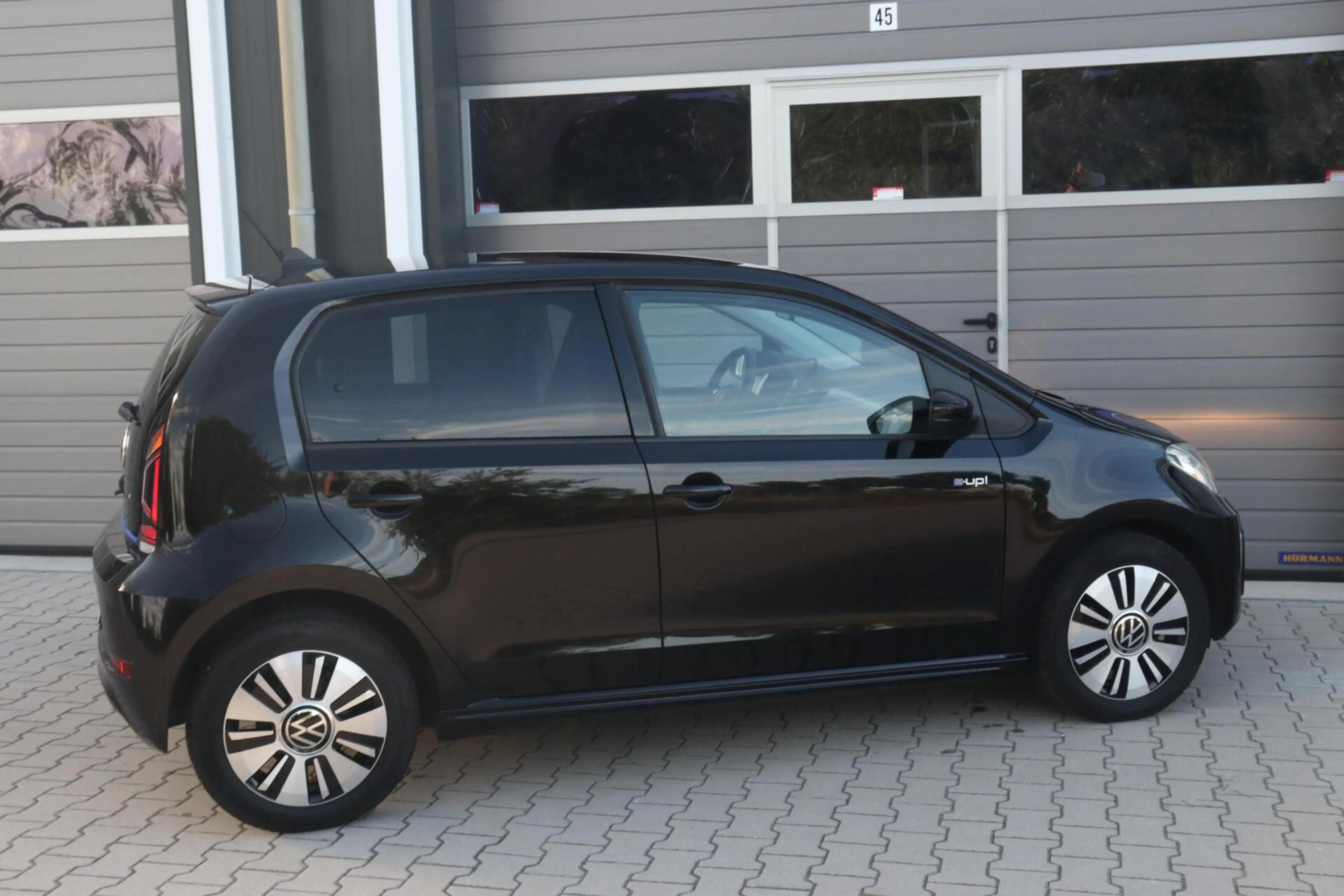 Volkswagen e-up! e-up! — photo 6