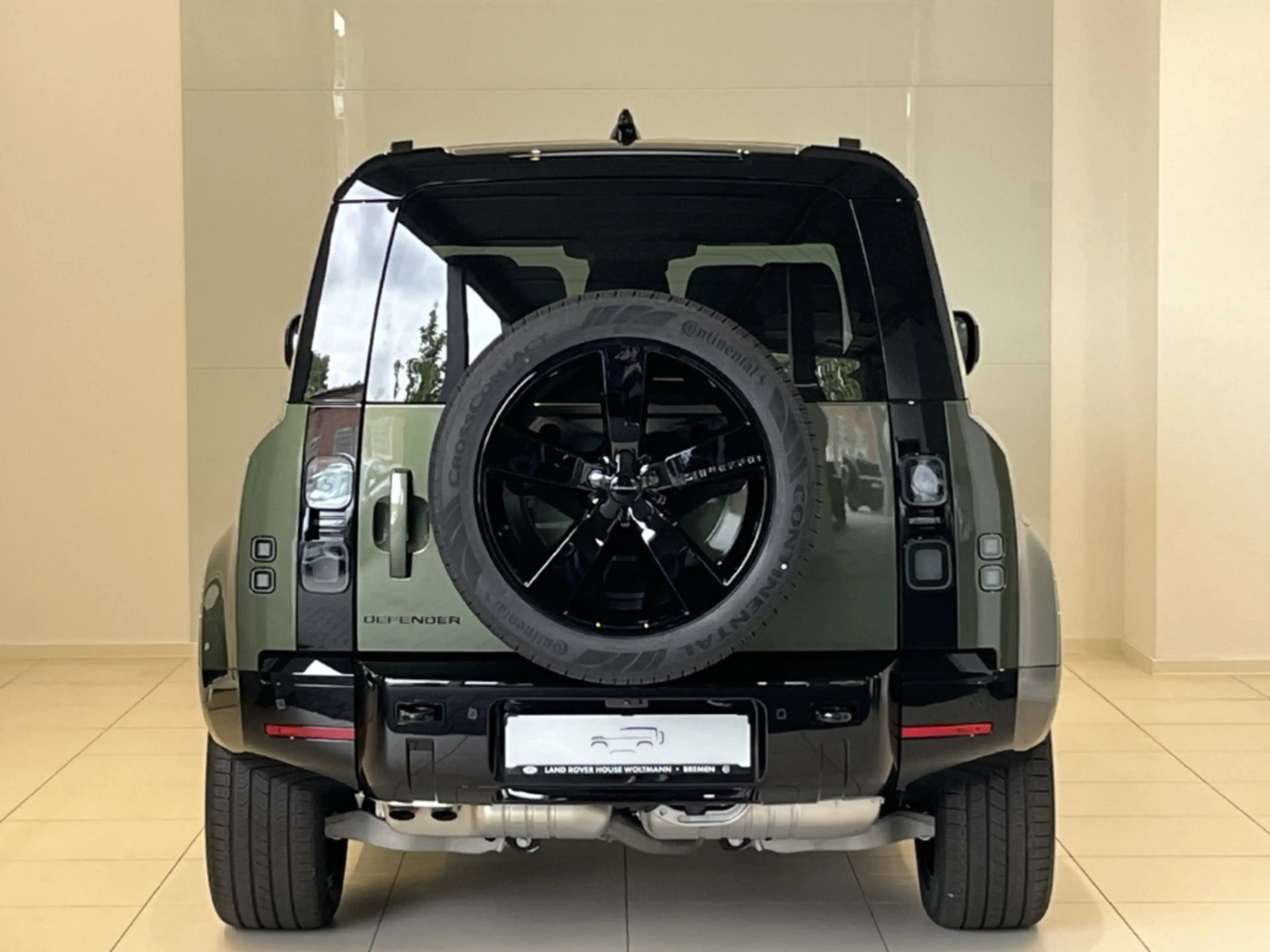 Land Rover Defender 110 D350 X-Dynamic HSE HUD Standheizung — photo 8
