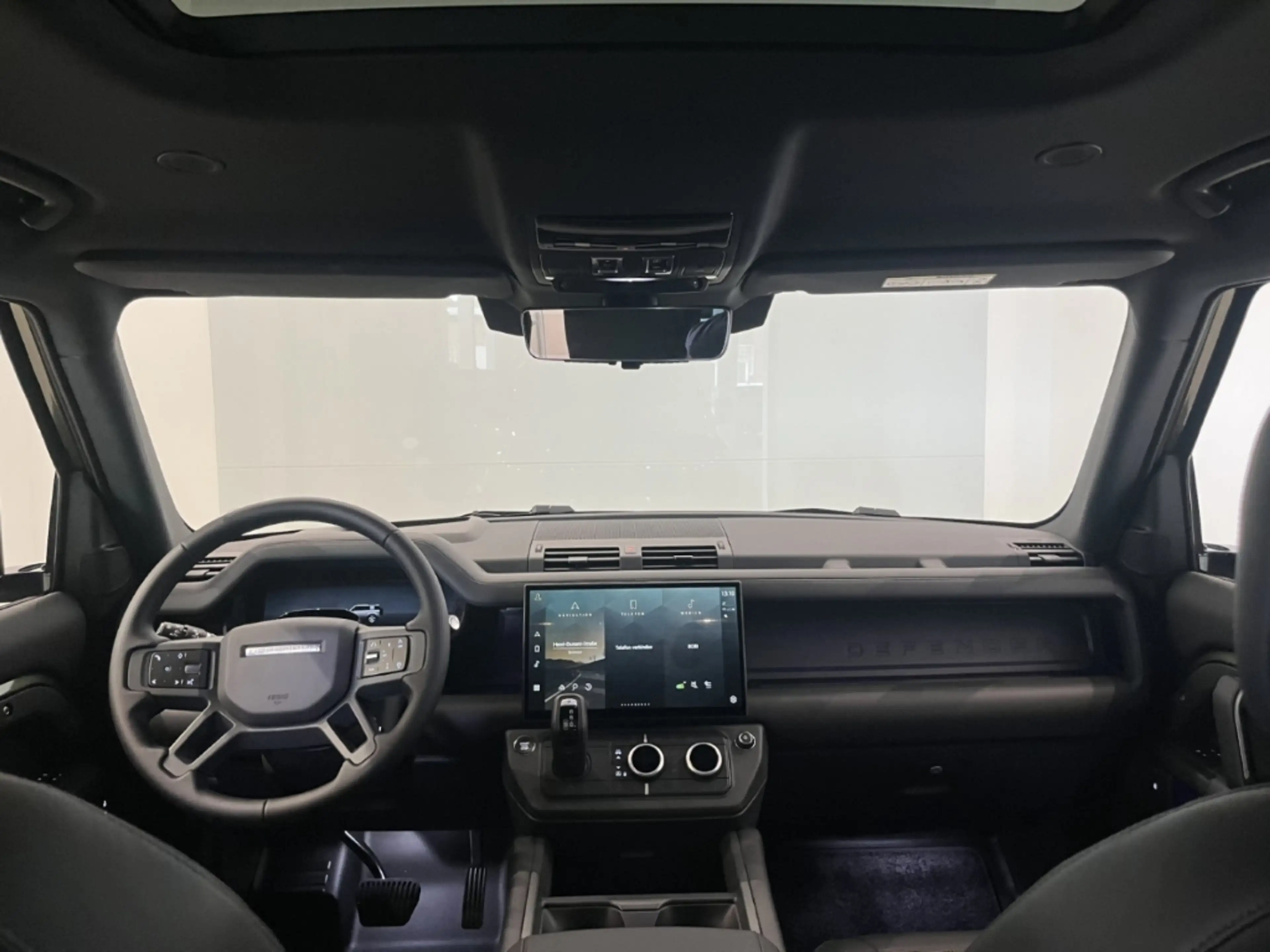 Land Rover Defender 110 D350 X-Dynamic HSE HUD Standheizung — photo 4