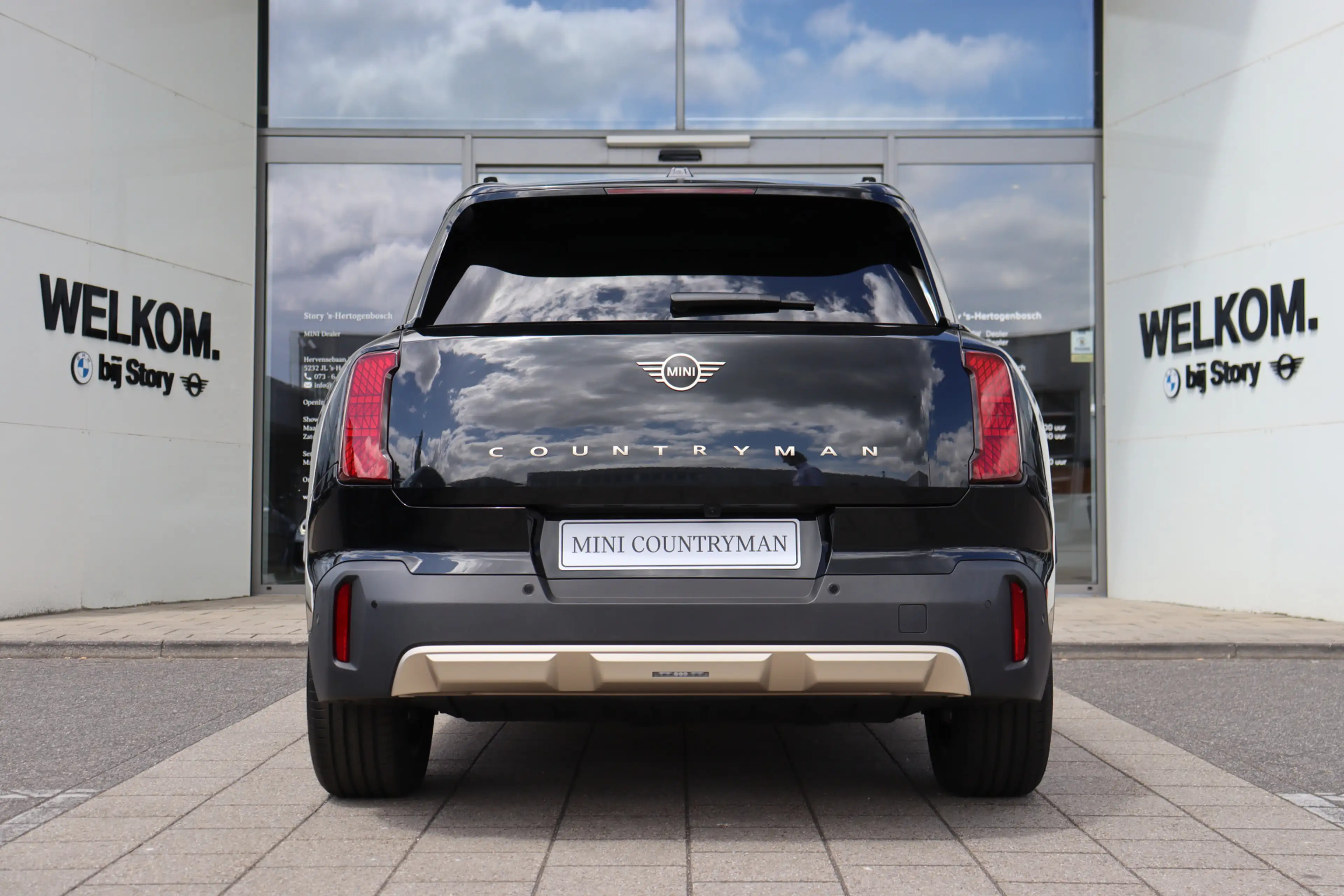 MINI Countryman E / Favoured / Pakket L / 18" Asteroid Spoke Black — photo 4