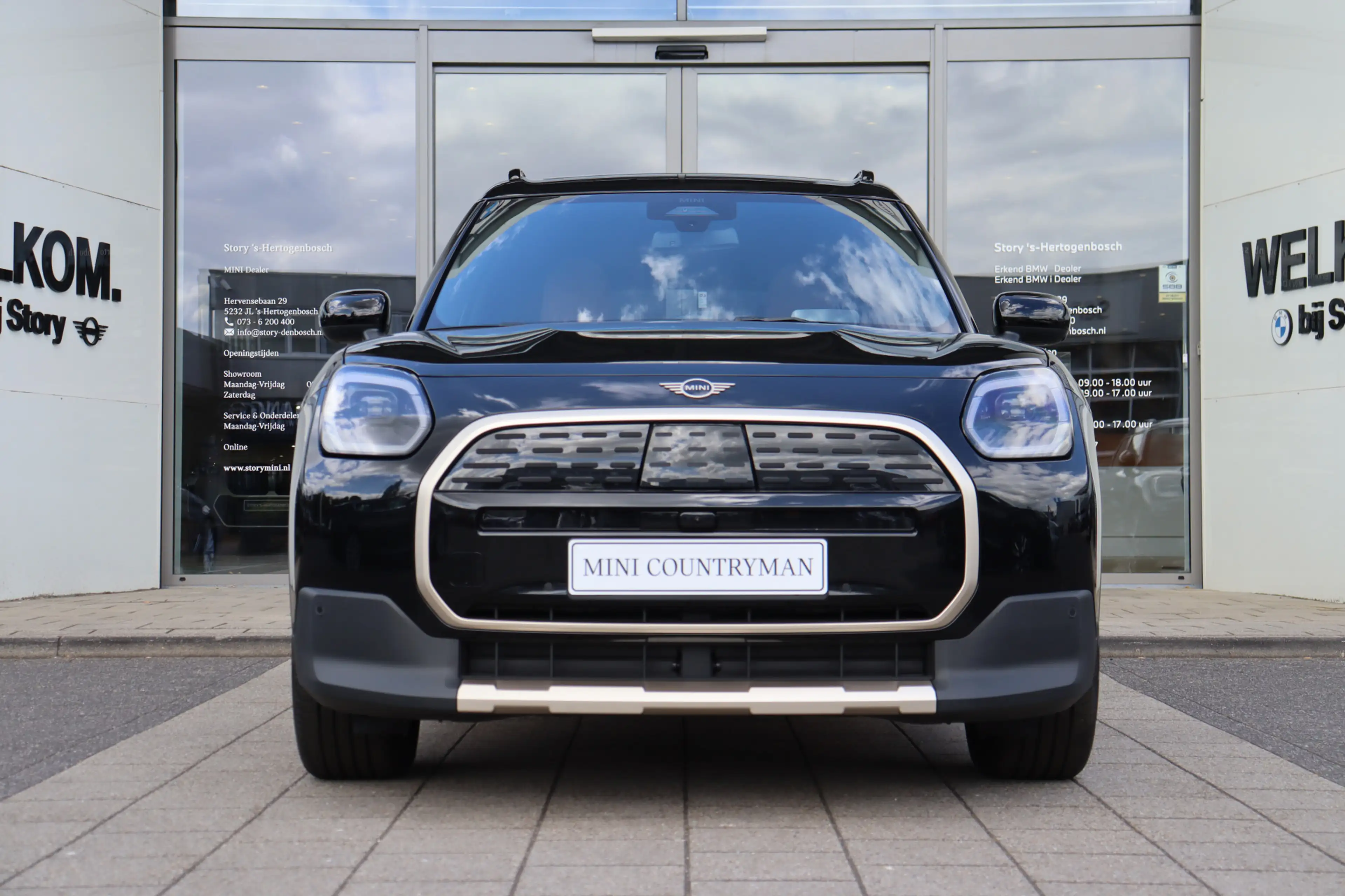 MINI Countryman E / Favoured / Pakket L / 18" Asteroid Spoke Black — photo 2