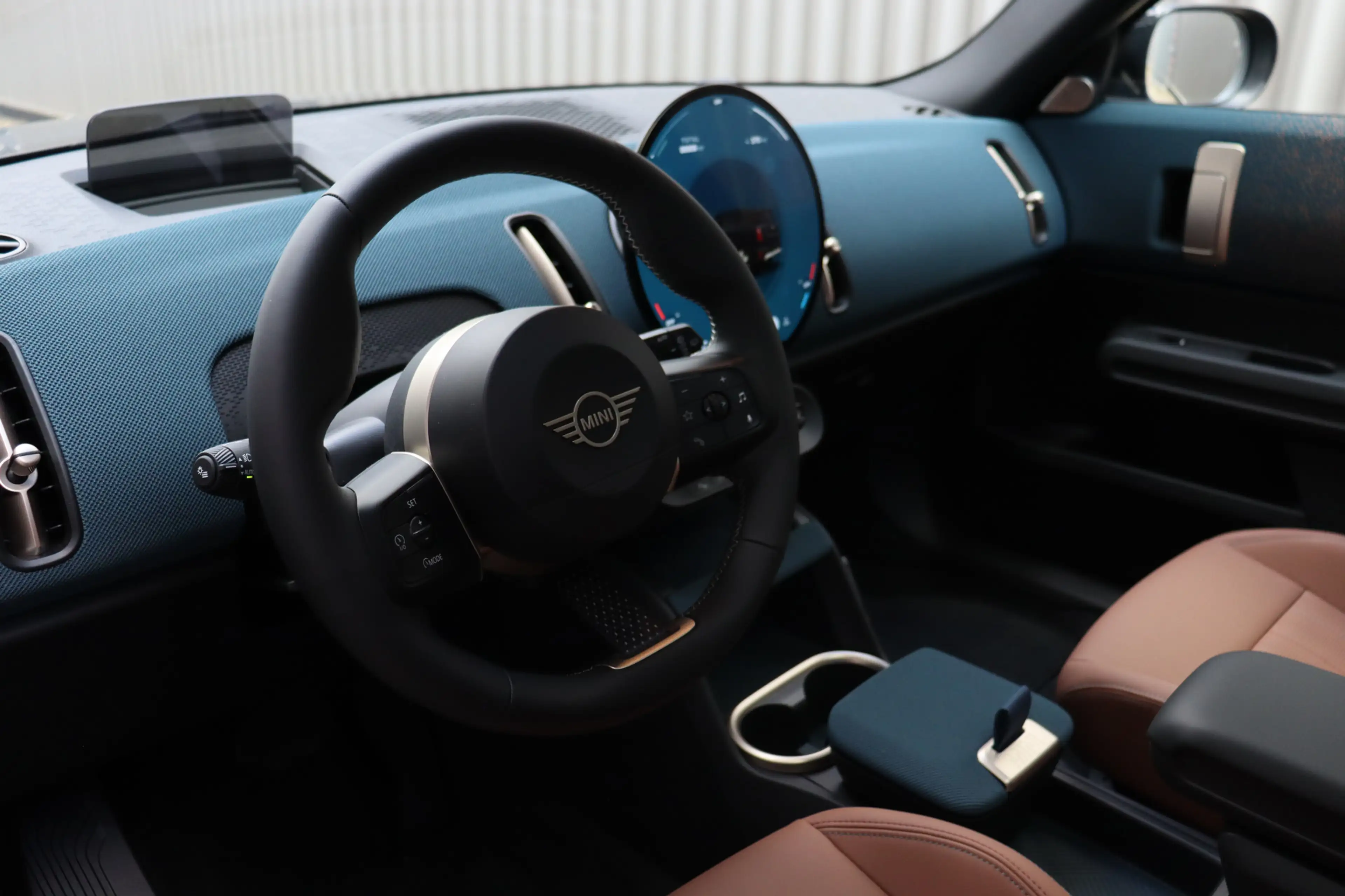 MINI Countryman E / Favoured / Pakket L / 18" Asteroid Spoke Black — photo 8