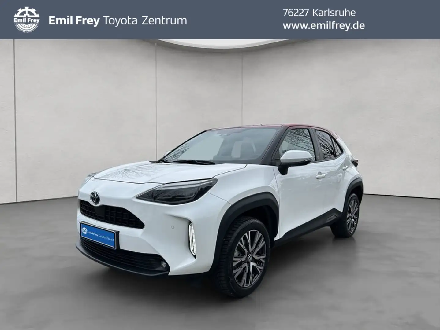 Toyota Yaris Cross Hybrid Team D Safety+Winter+SC-Paket Weiß - 1