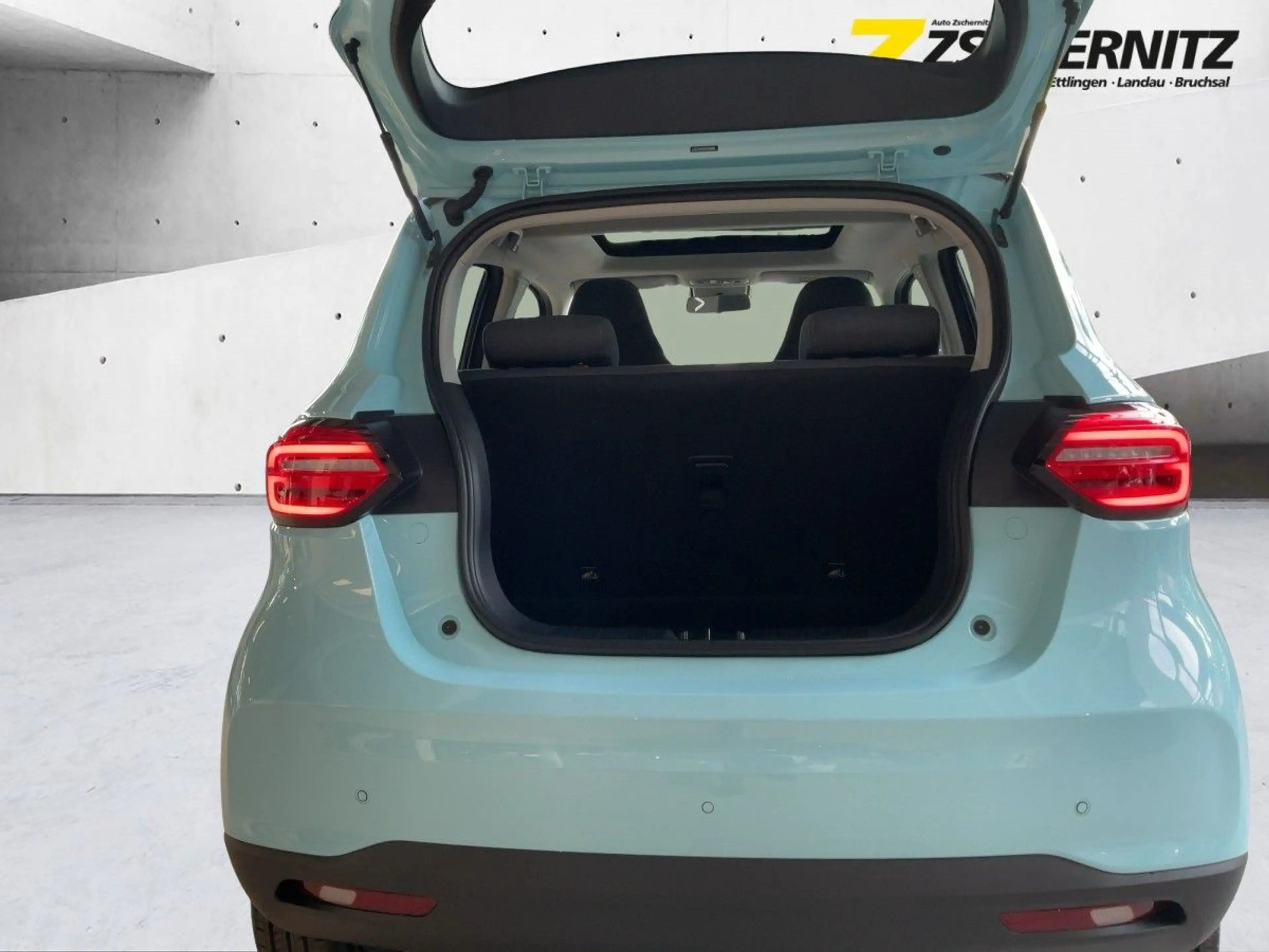 Leapmotor T03 37 70 kW BEV ACC+Navi+Pano+SD+Kam.+KeyLess — photo 6