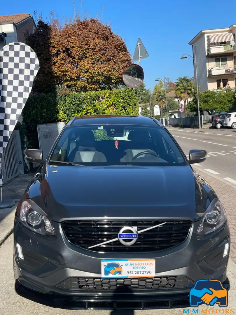 Volvo XC60 D4 AWD doppio treno di gomme Grigio - 2