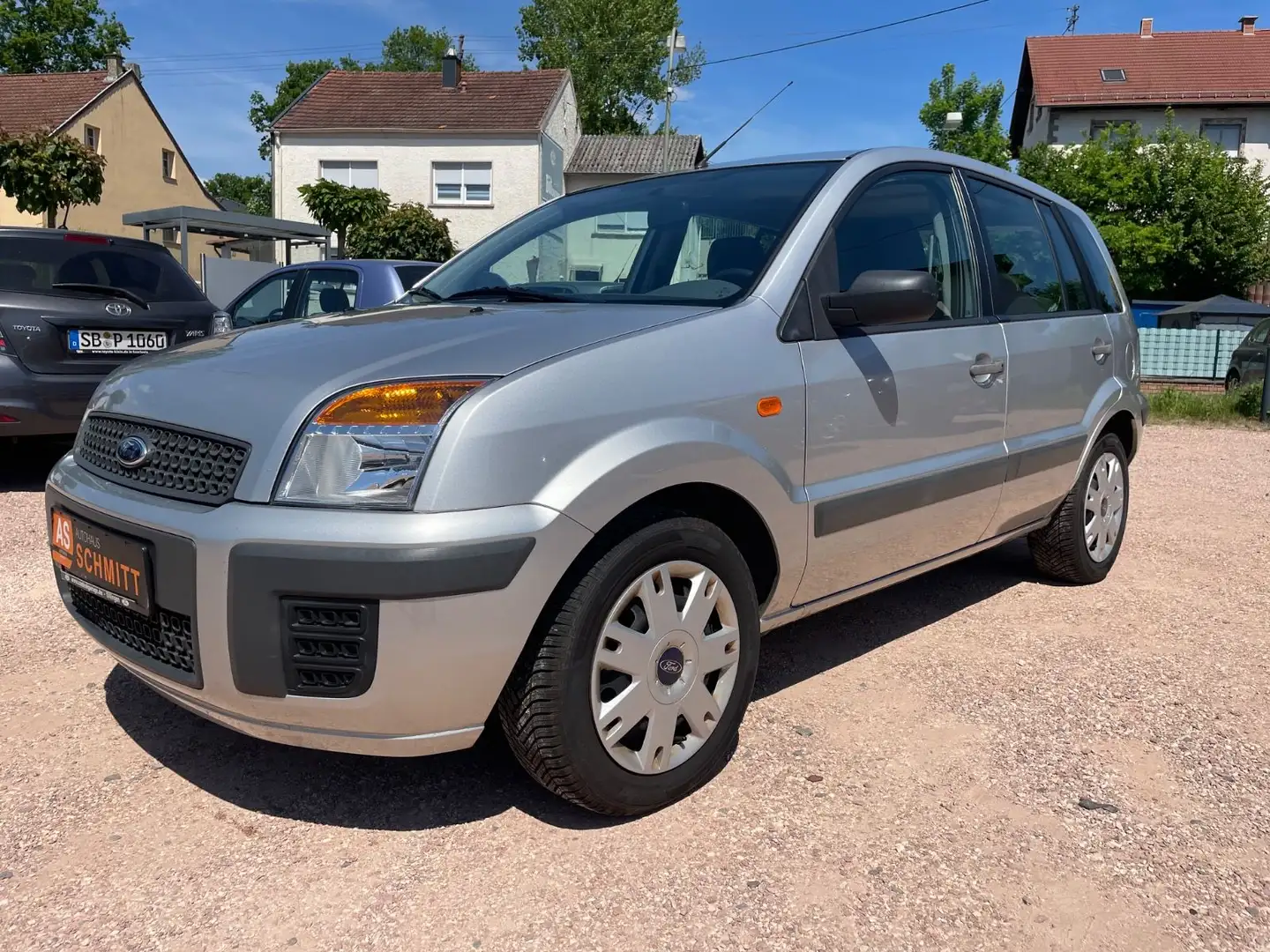 Ford Fusion Ambiente TÜV 11/2026+Autoamtik+Garantie - 1