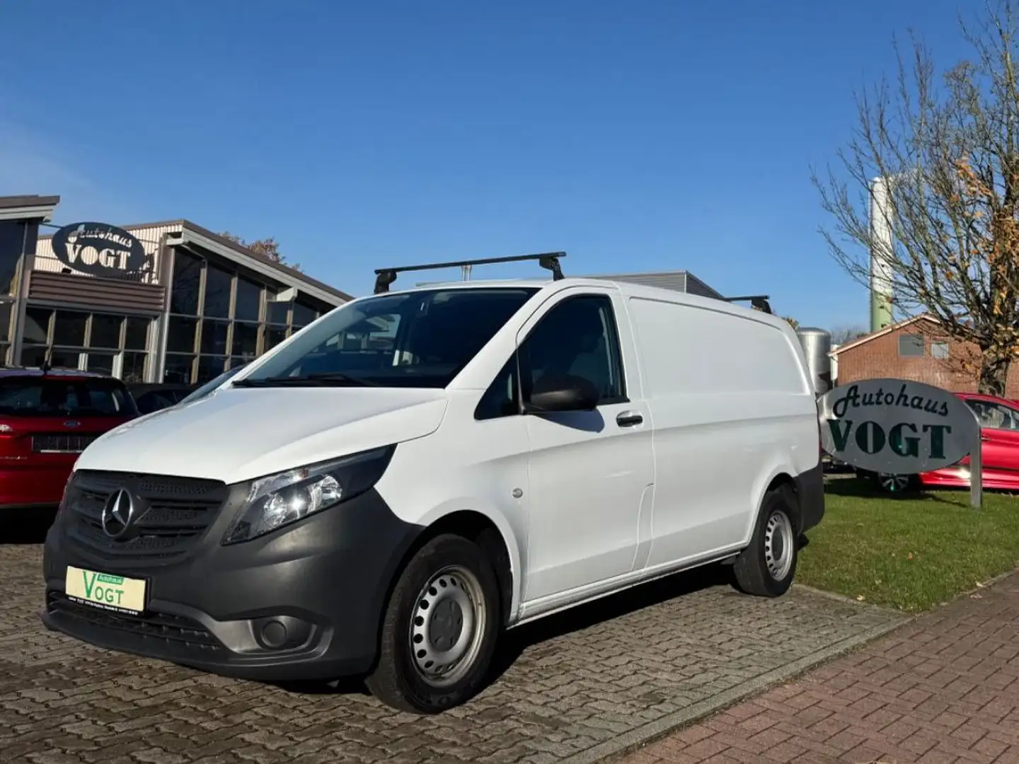 Mercedes-Benz Vito Kasten 116 BT RWD lang Weiß - 1