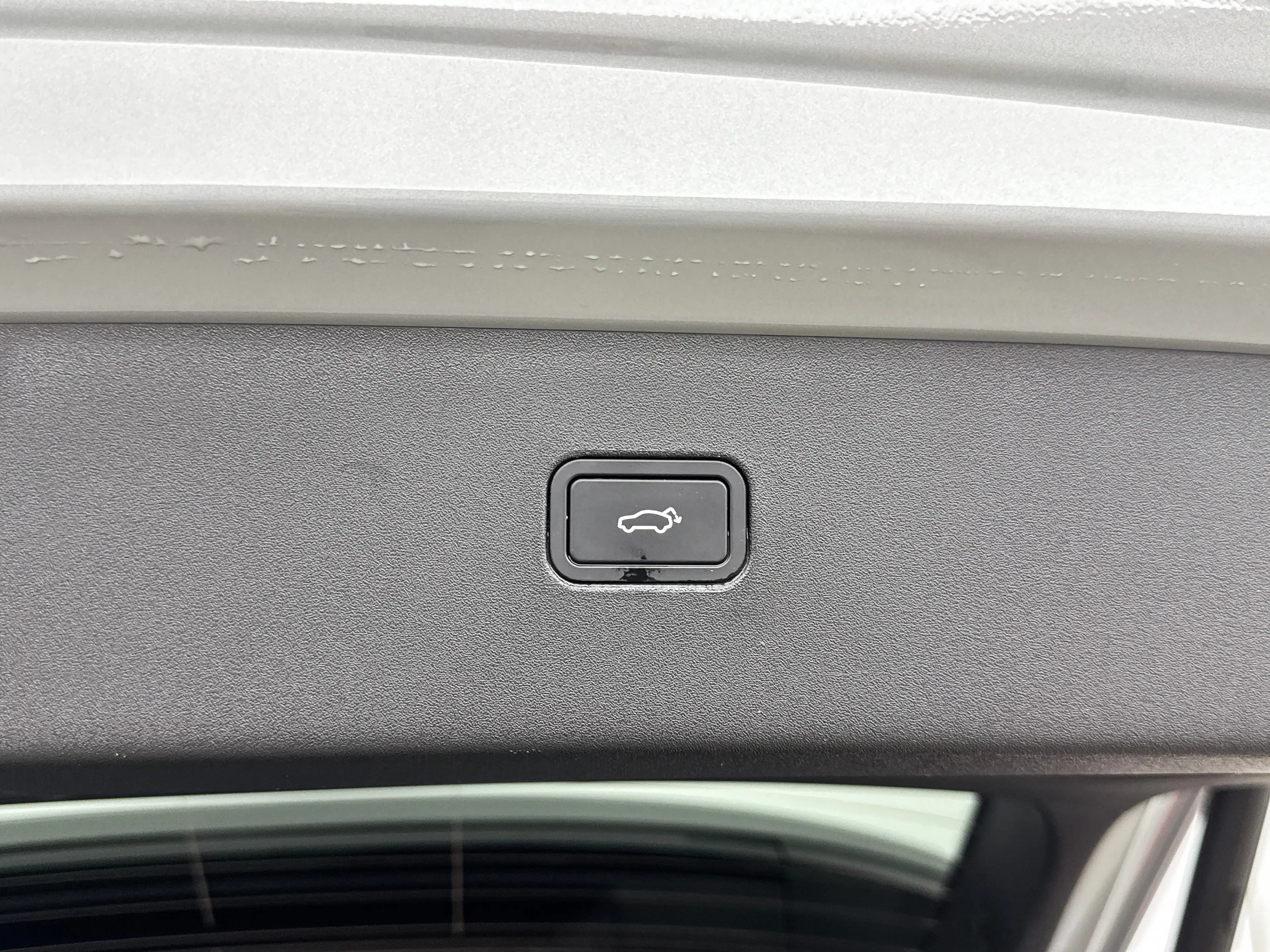 Volvo EX30 Single Motor Extended Range Plus 69 kWh | 19" | St — photo 22