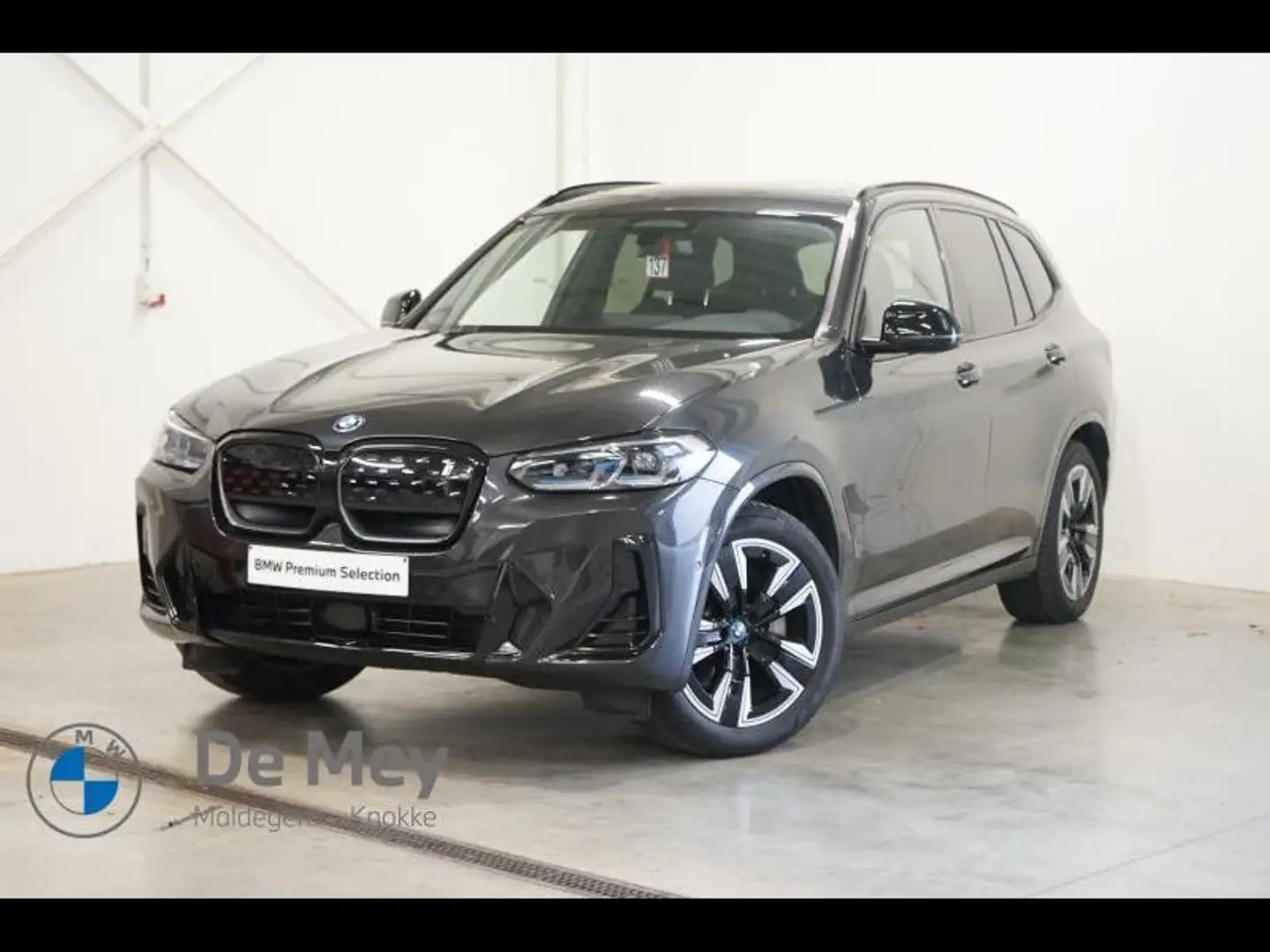 BMW iX3 M Sport Grijs - 1