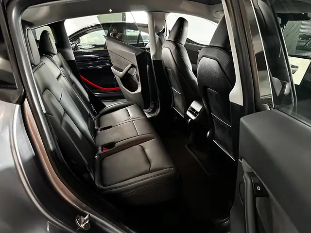 Tesla Model Y view 13