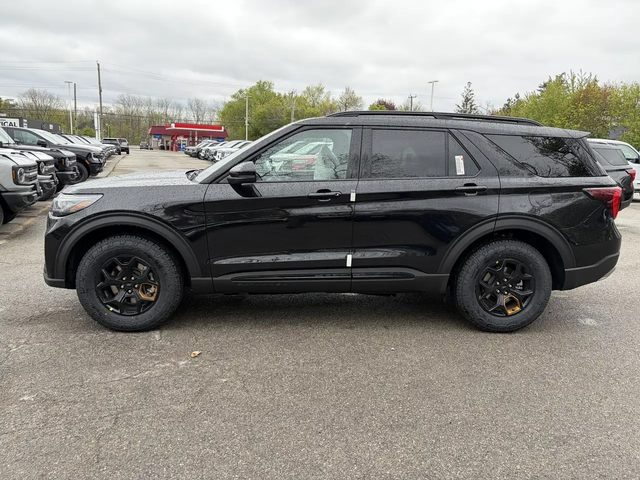 Ford Explorer снимка Ford Explorer