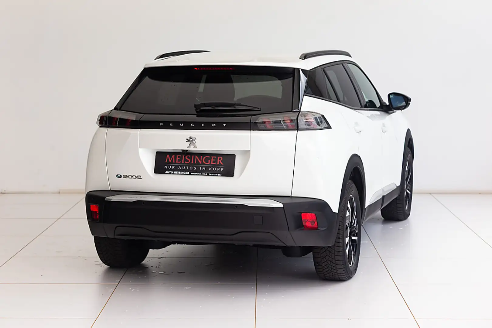 Peugeot e-2008 50kWh Allure Pack Weiß - 2