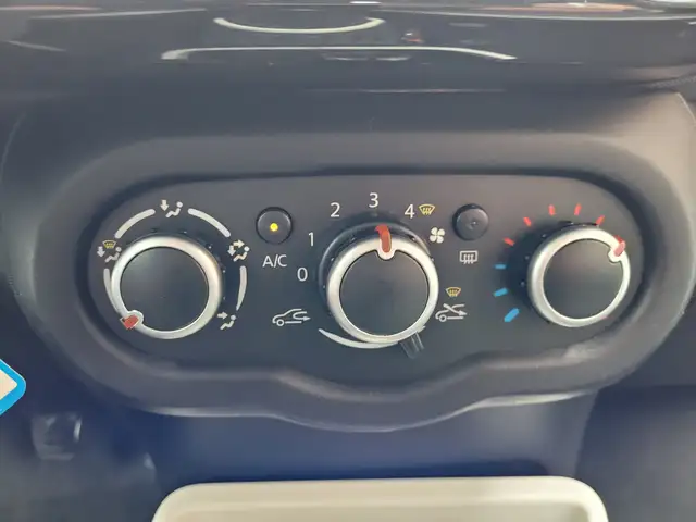 Renault Twingo view 11