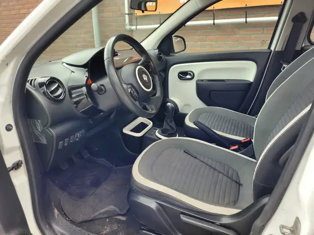 Renault Twingo view 6