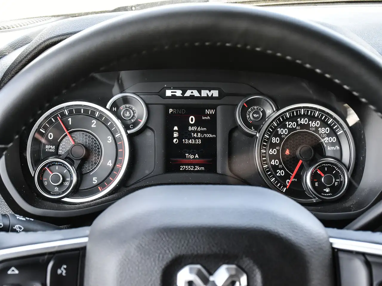 RAM 2500 снимка RAM 2500
