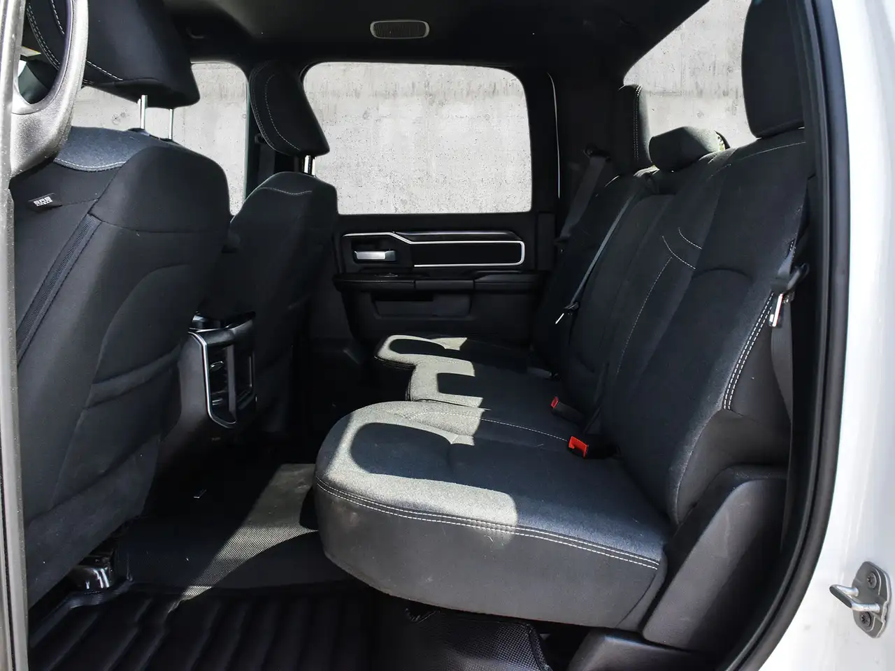 RAM 2500 снимка RAM 2500