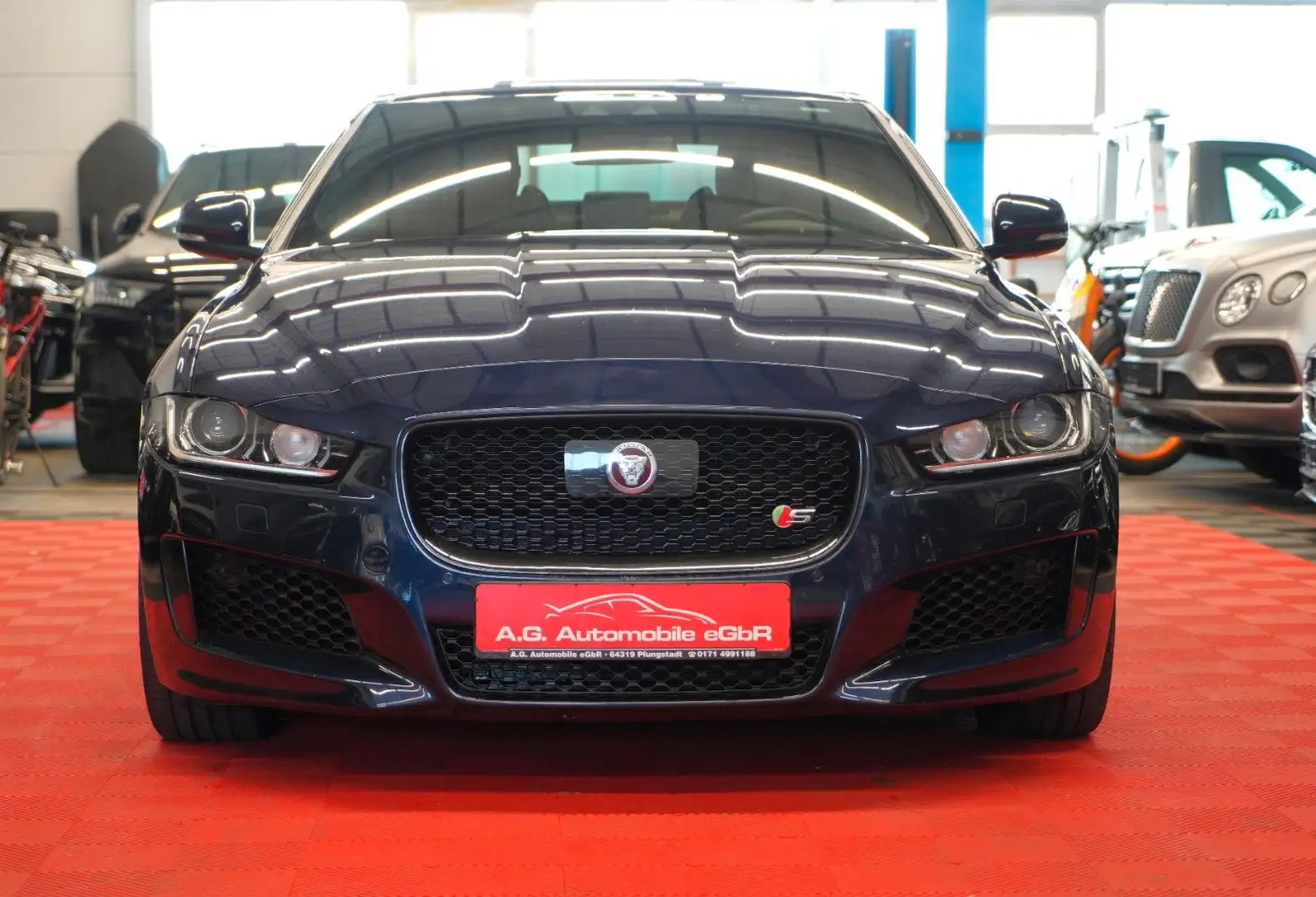 Jaguar XE S 3.0 V6 Kompressor Aut. 2.Hand*Unfallfrei* Bleu - 2