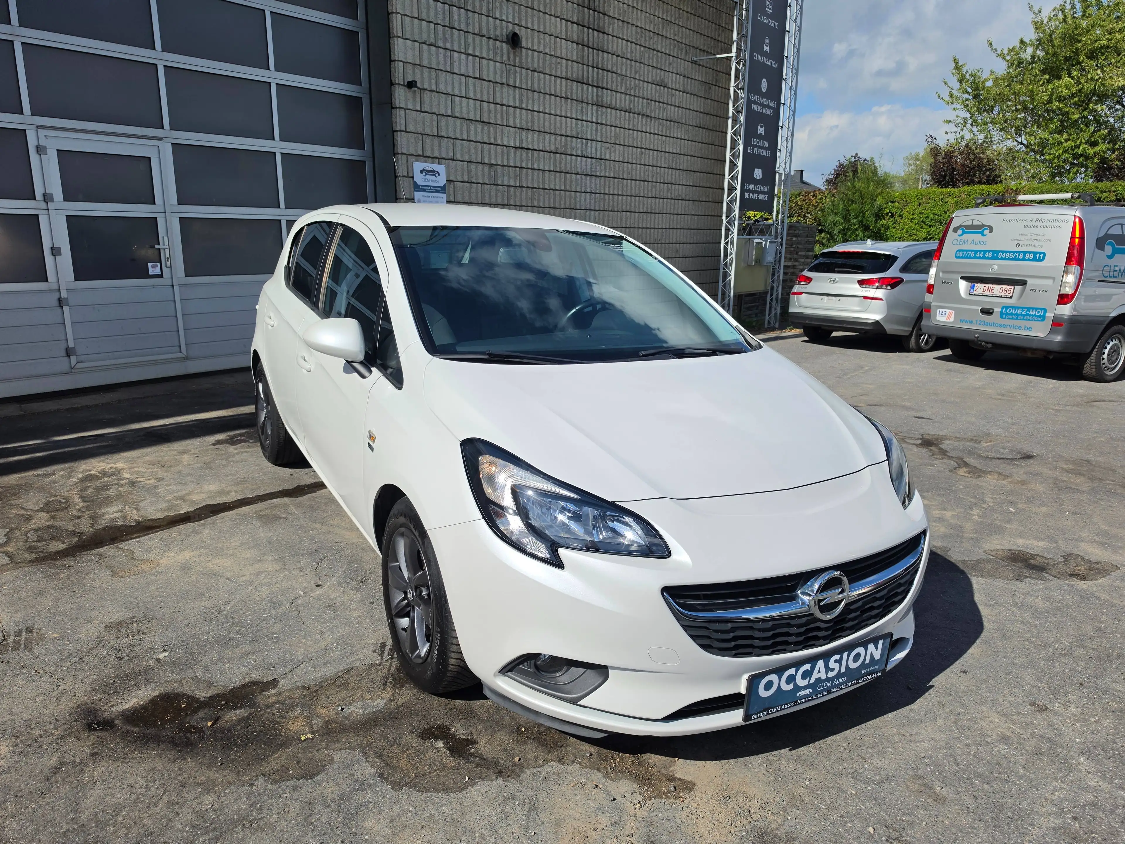 Opel Corsa Corsa 1.2i 120 Years (EU6.2) Full Options, Car Play, Clim Auto, Pare-brise chauffant, etc — photo 10