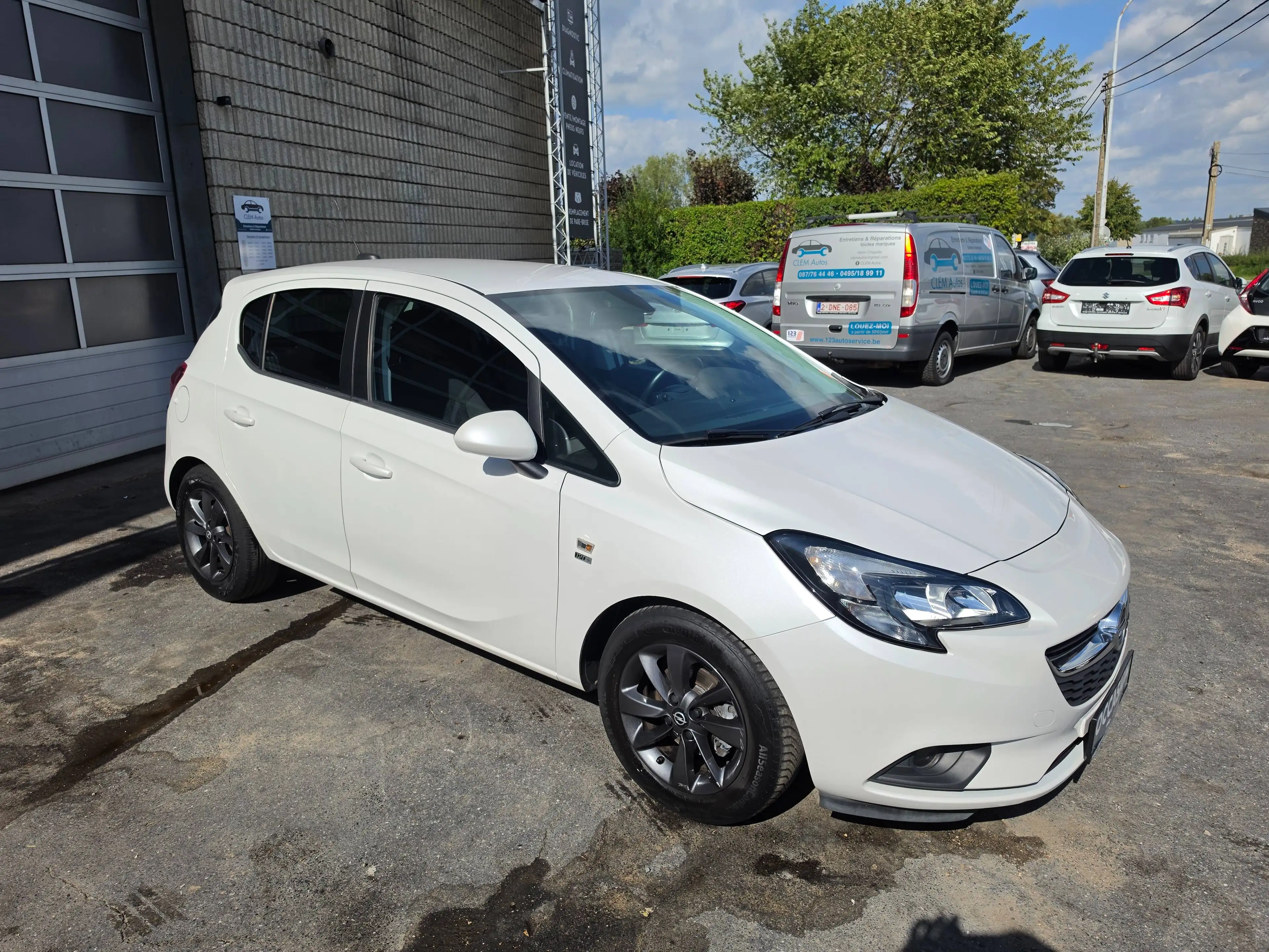 Opel Corsa Corsa 1.2i 120 Years (EU6.2) Full Options, Car Play, Clim Auto, Pare-brise chauffant, etc — photo 9