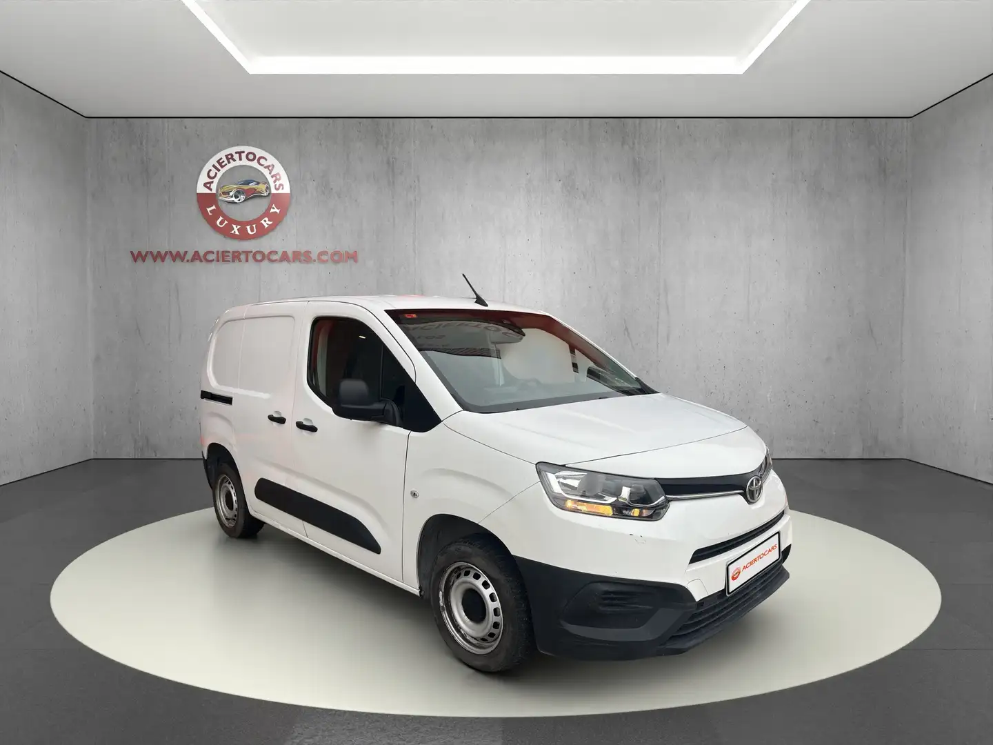 Toyota Proace City Van Media 1.5D GX 650kg 75 Weiß - 1