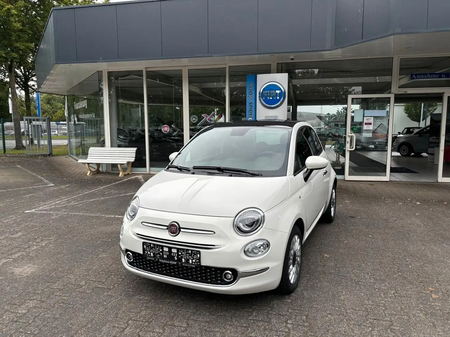 Fiat 500 1.0 GSE N3 Hybrid DOLCEVITA Weiß - 1