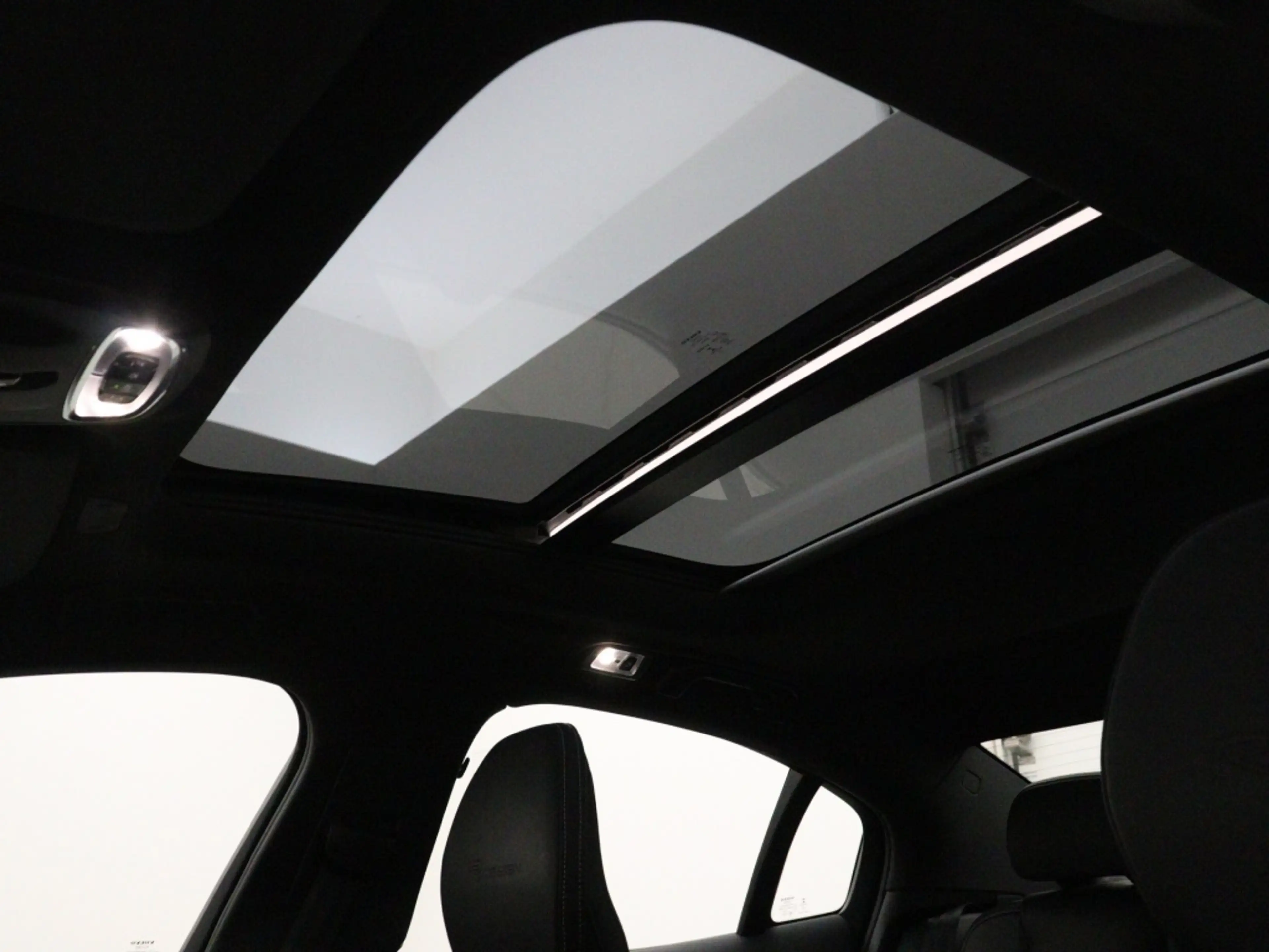 Volvo S60 T6 PLUG-IN HYBRID R-DESIGN SCHUIFDAK CAMERA HARMAN — photo 12