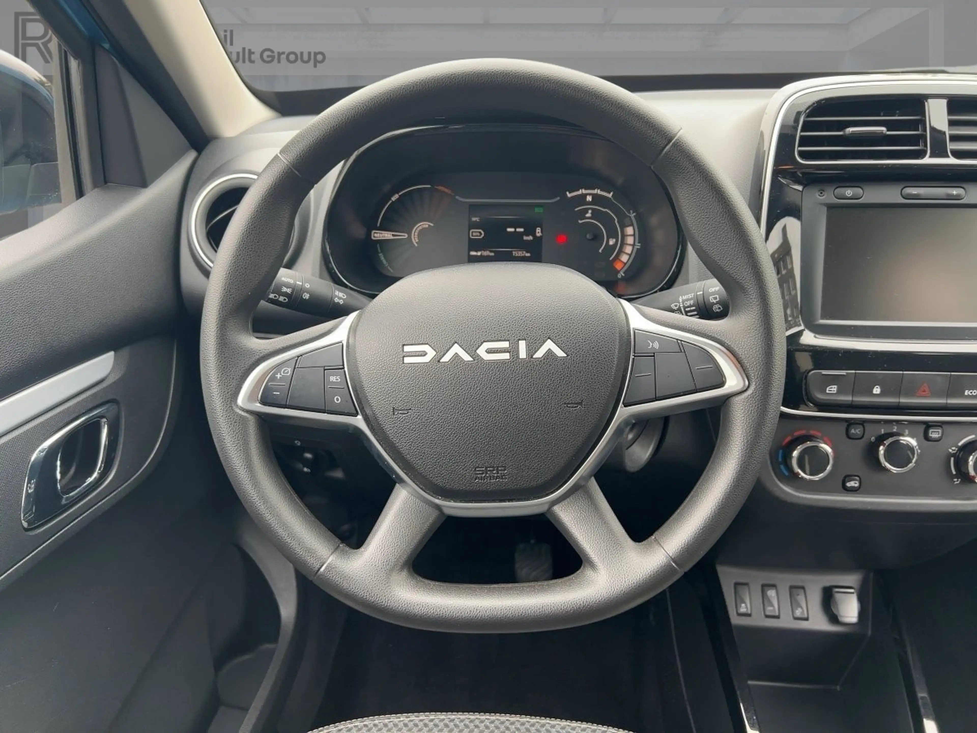 Dacia Spring Essential 45 Navi/Klima — photo 11