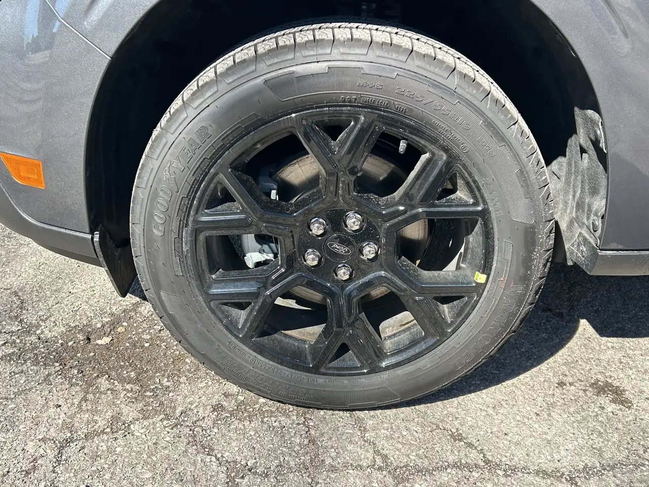 Ford Maverick снимка Ford Maverick