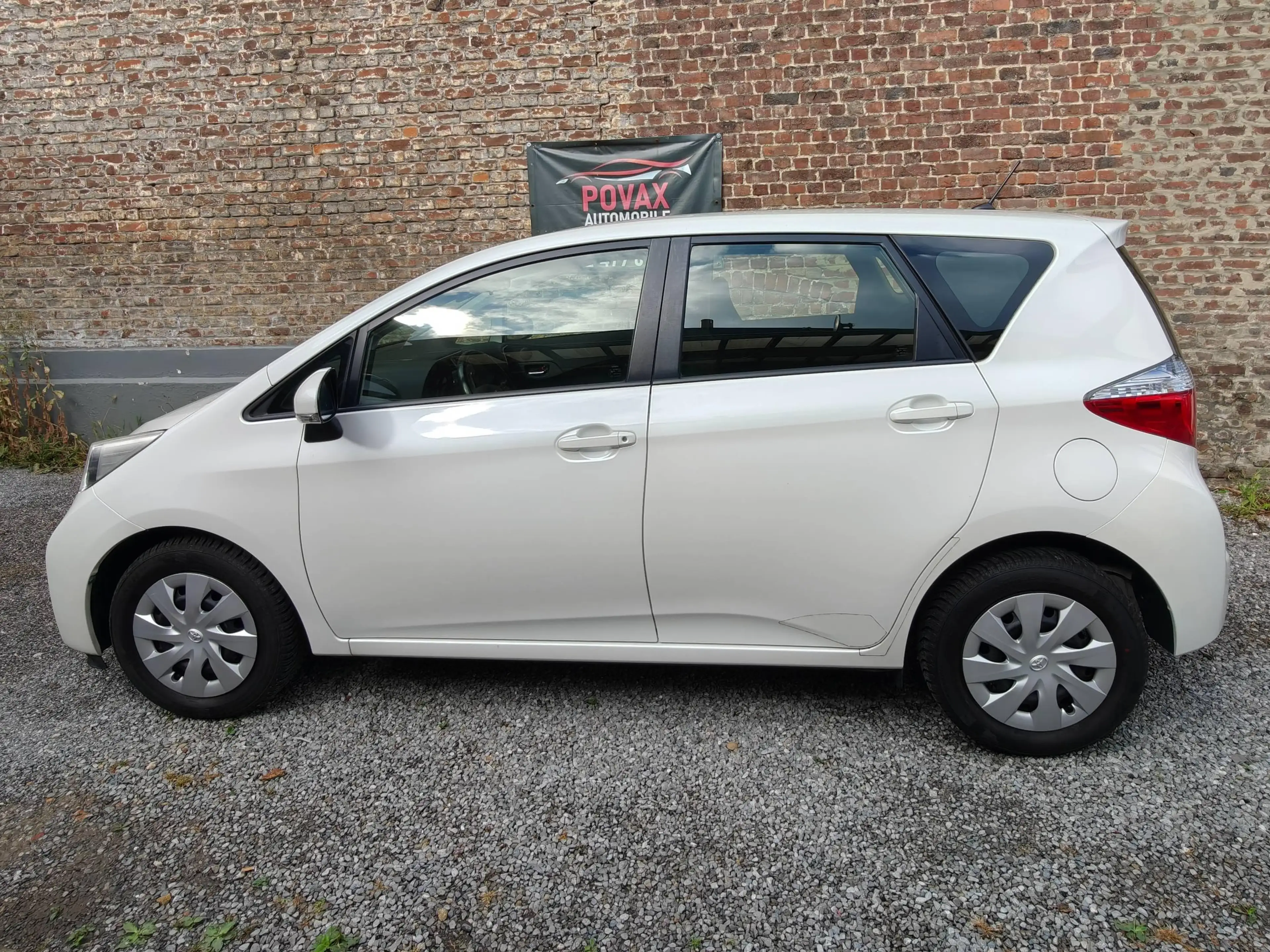 Toyota Verso-S Verso S 1.33 VVT-i 119000 km prêt à immatriculé — photo 6