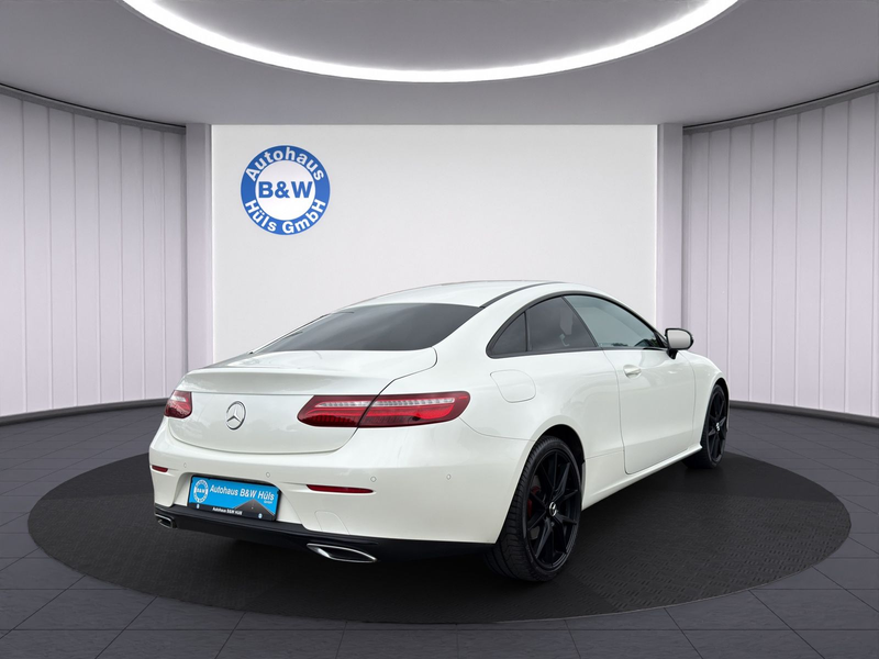Mercedes-Benz E 200 Coupe*LED*NAVI*TEMP*SHZ* — photo 8