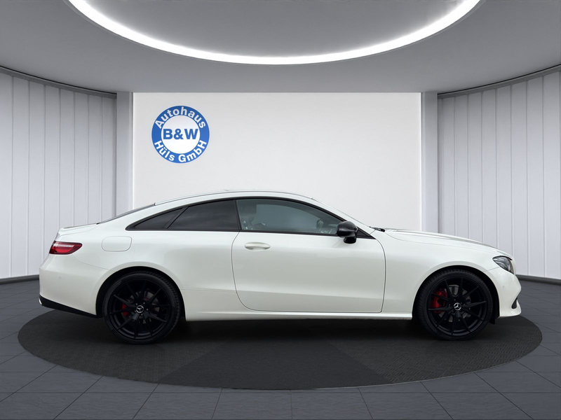 Mercedes-Benz E 200 Coupe*LED*NAVI*TEMP*SHZ* — photo 5