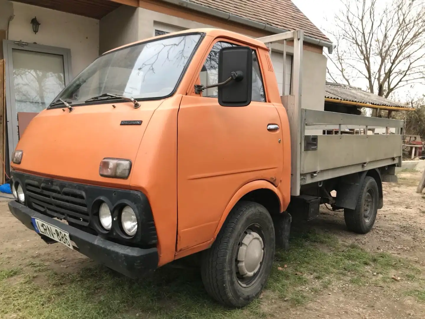 Nissan Datsun homer f20 tel: 70/7880427 (hu) Portocaliu - 1