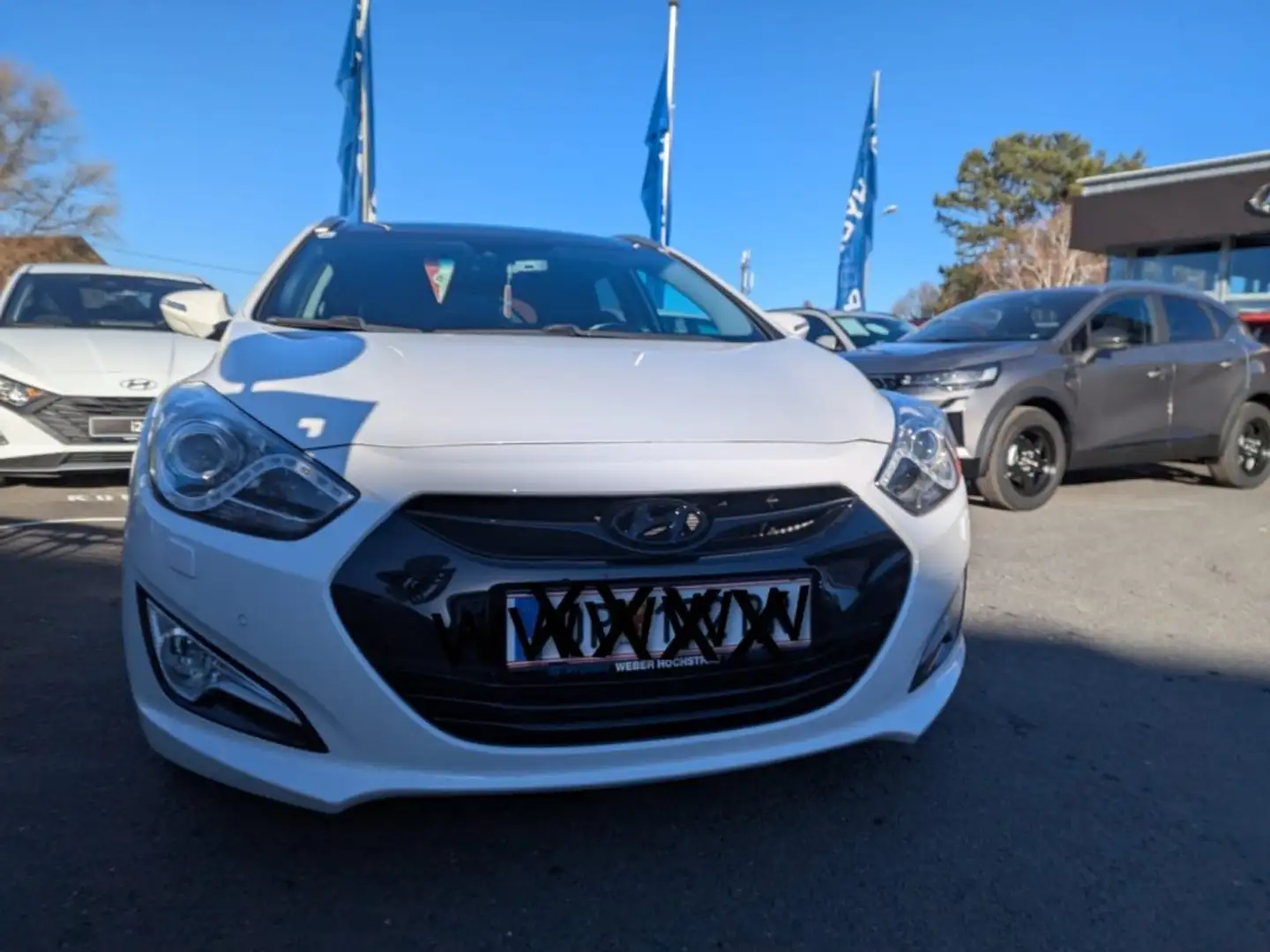 Hyundai i40 CW Style 1,7 CRDi 407iw-P2/4/7-O1/4/5/7/9 Weiß - 2
