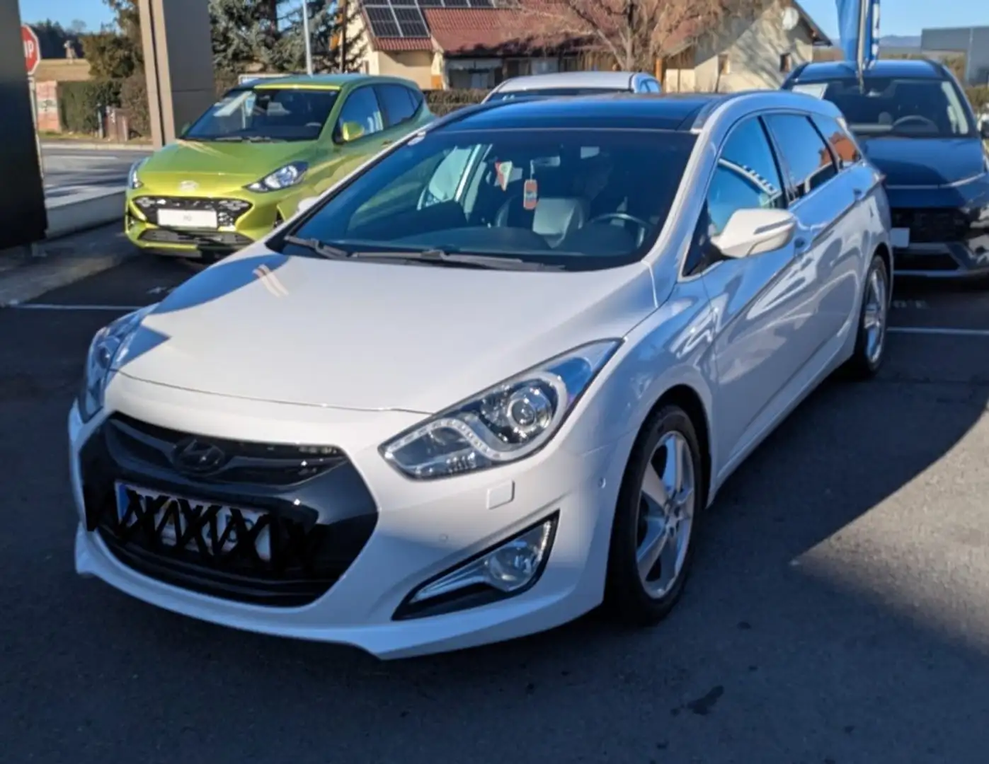 Hyundai i40 CW Style 1,7 CRDi 407iw-P2/4/7-O1/4/5/7/9 Weiß - 1