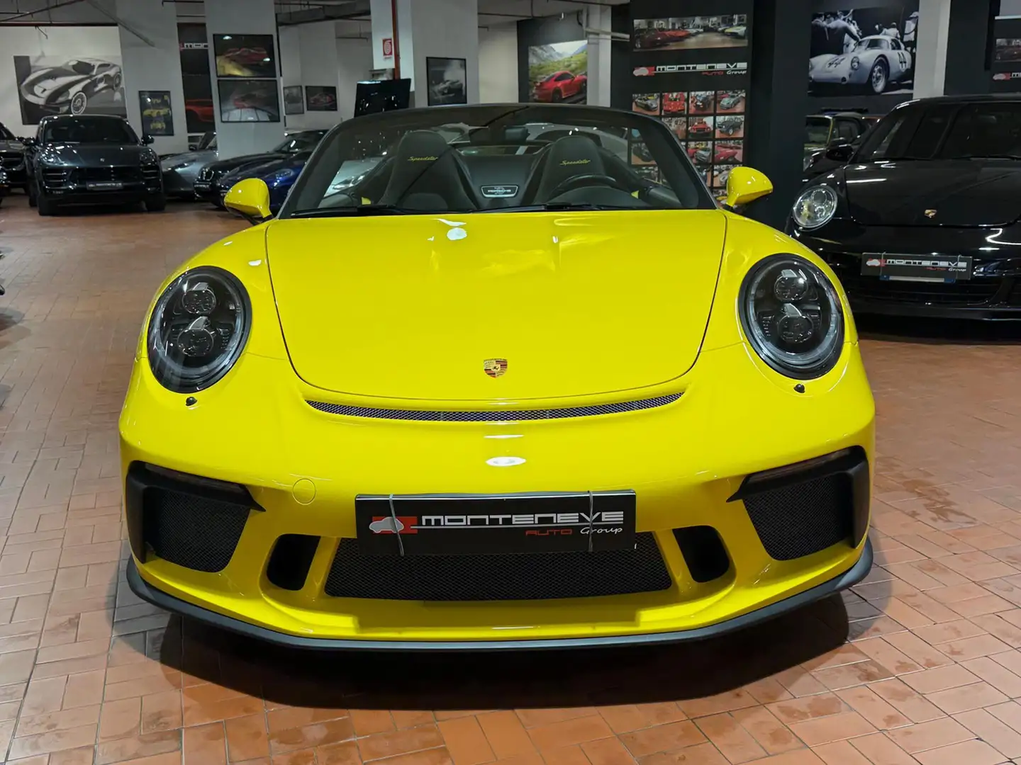 Porsche 911 SPEEDSTER 4.0 CARBO-LIFTING-NAVI Giallo - 2