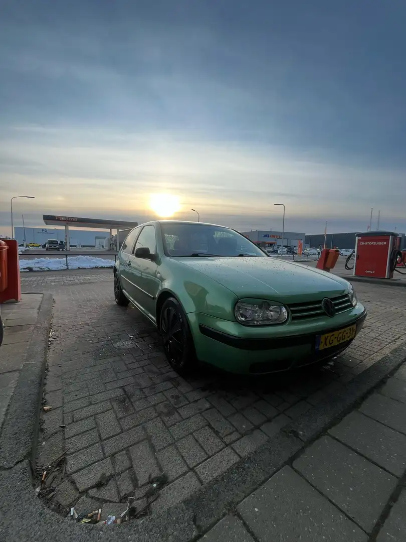 Volkswagen Golf 1.4-16V APK Tot 11-25 Groen - 1