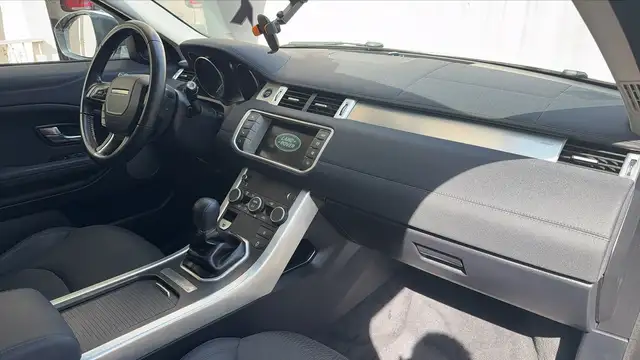 Land Rover Range Rover Evoque view 10