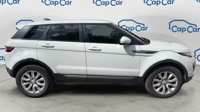 Land Rover Range Rover Evoque view 4