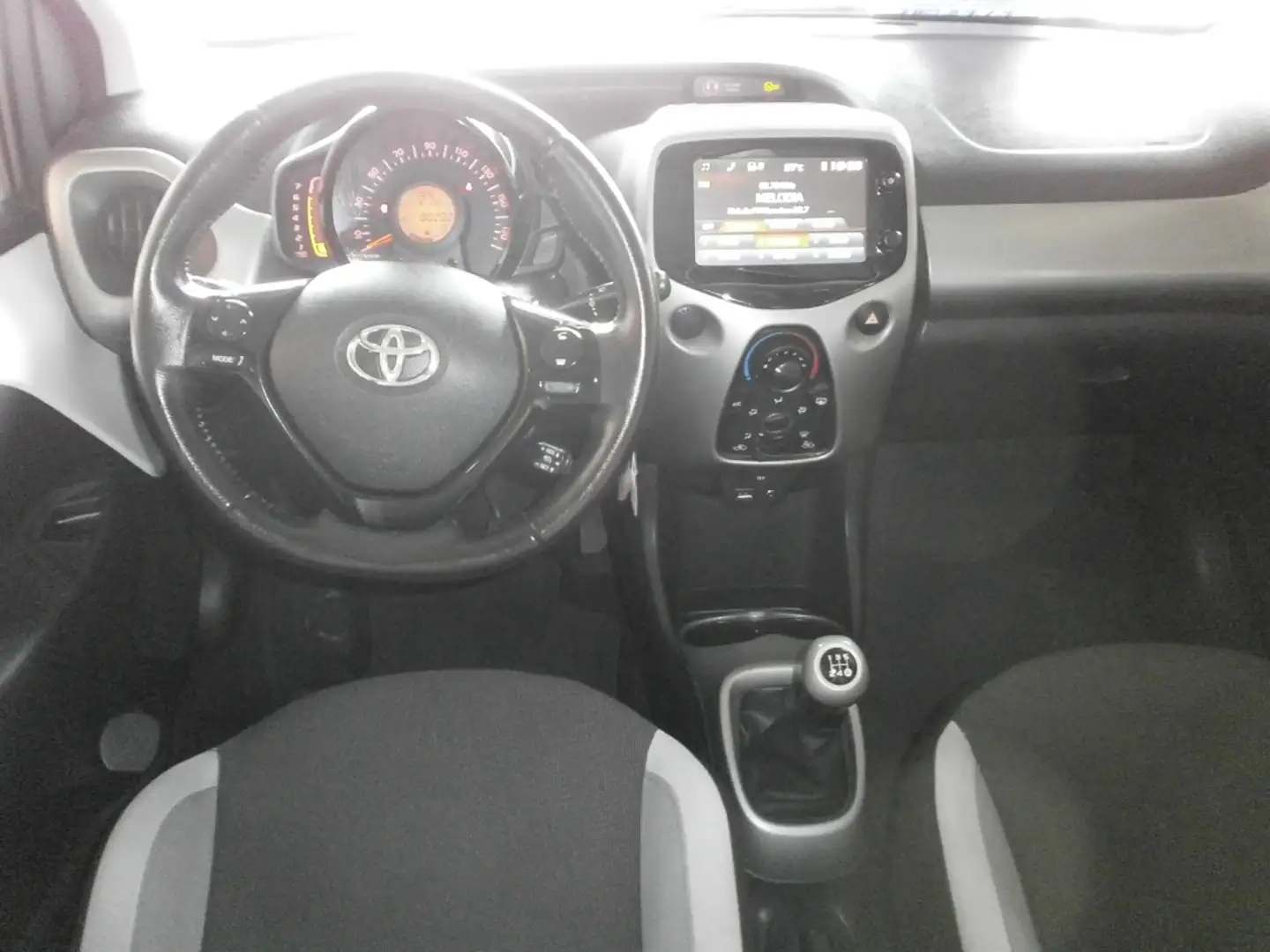 Toyota Aygo 1.0 VVT-i x-play Blanco - 2