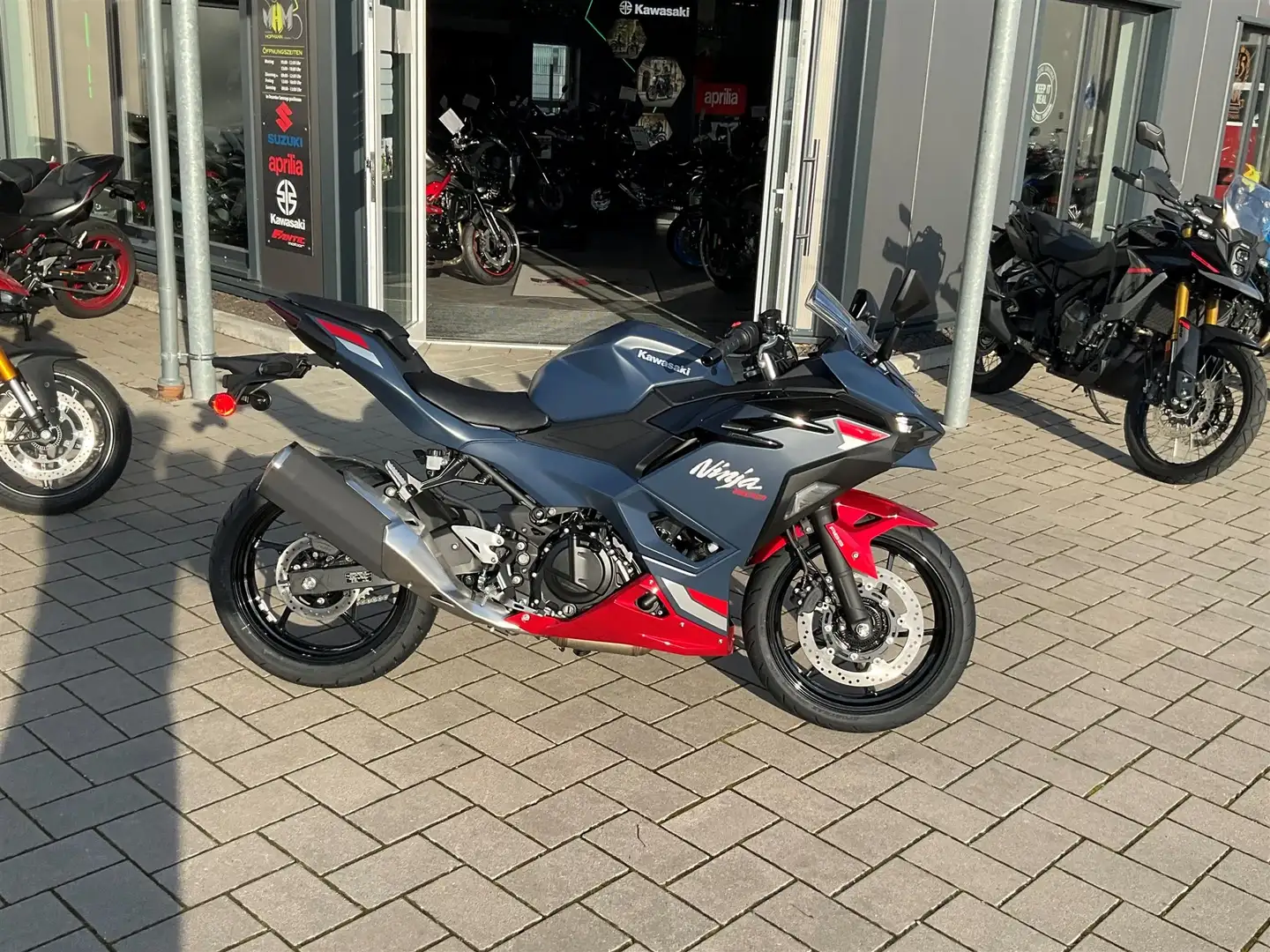 Kawasaki Ninja 500 SE - 1