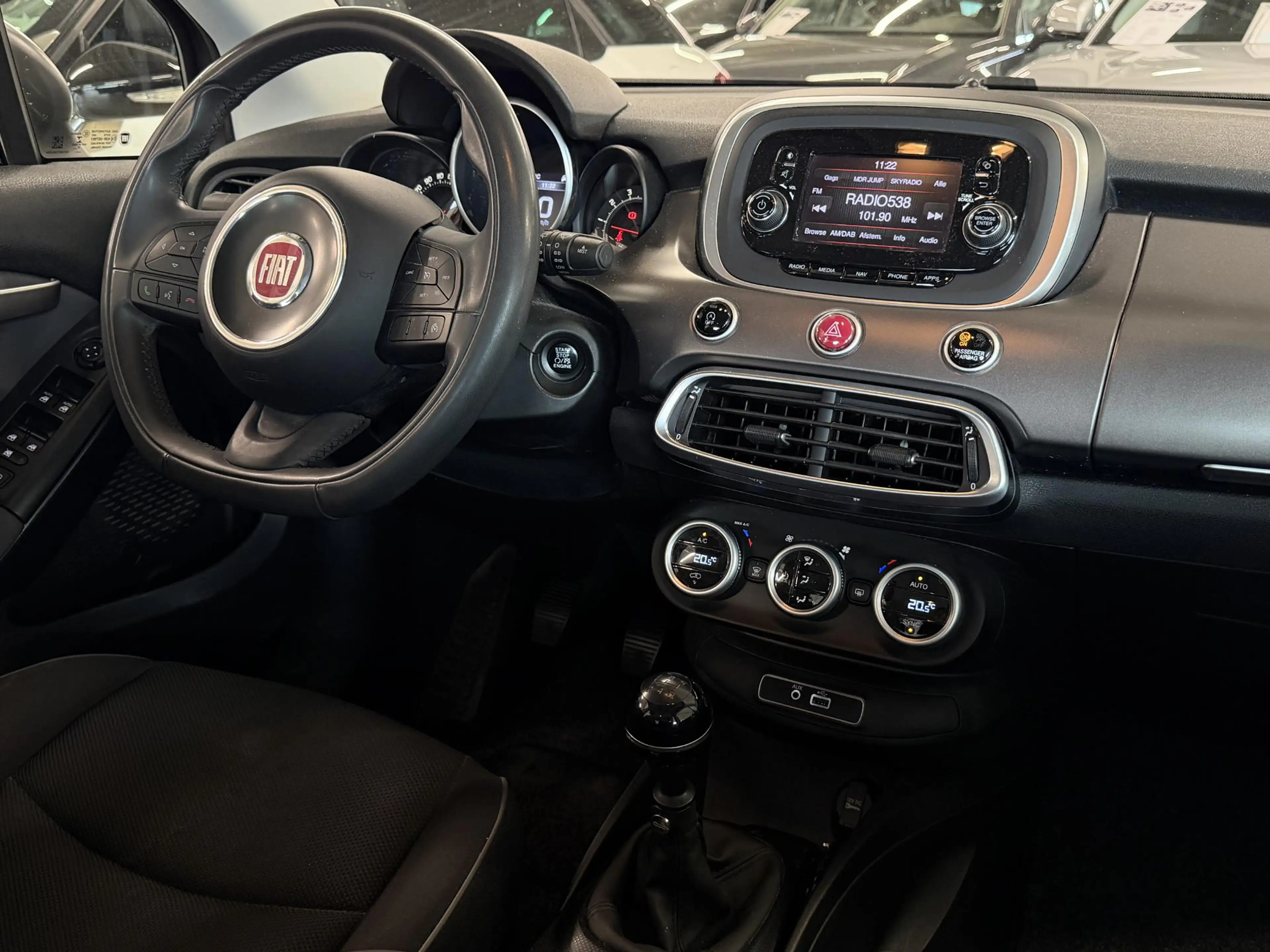 Fiat 500X 1.6 PopStar — photo 3