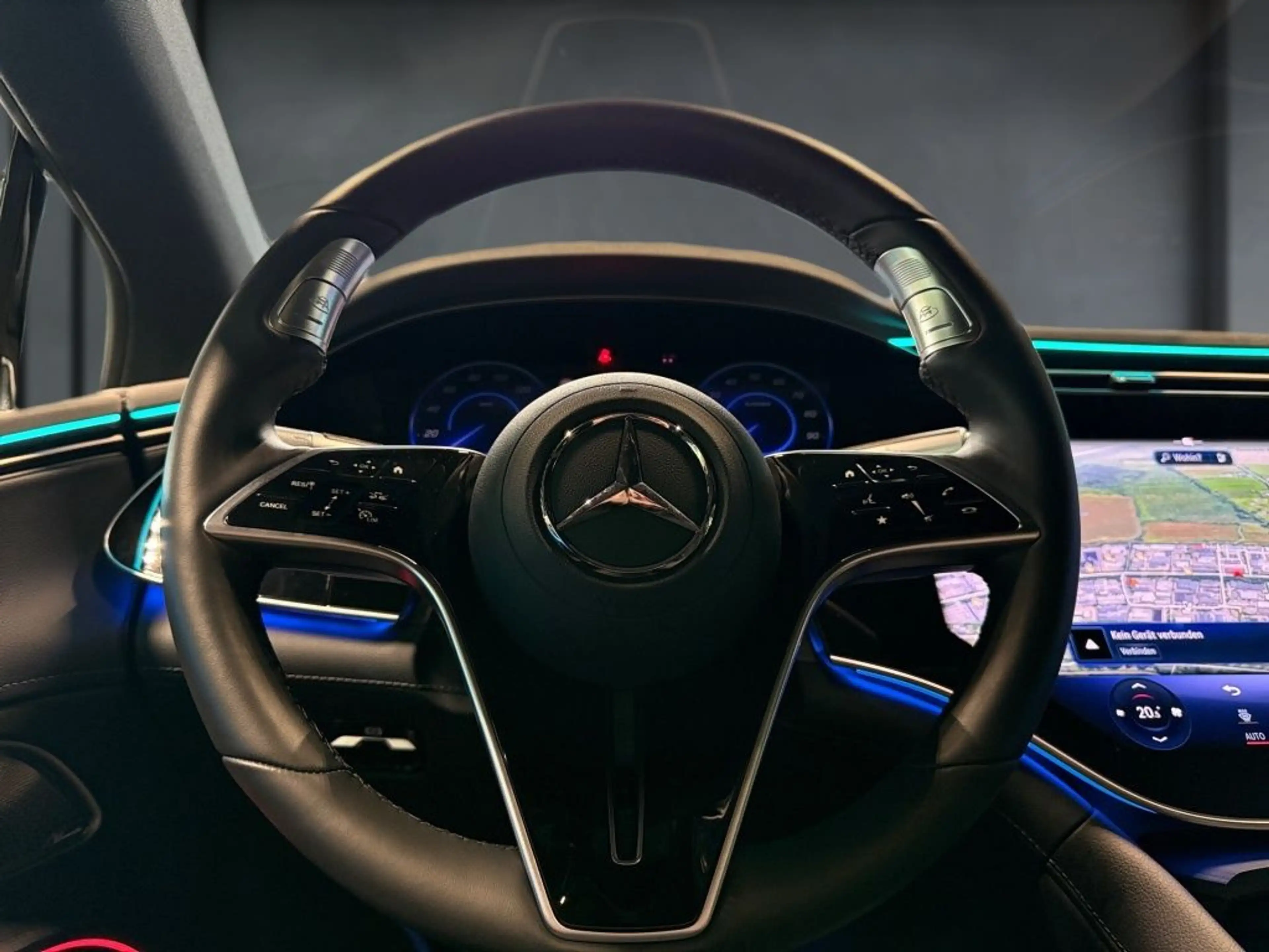 Mercedes-Benz EQS 450 4M AMG+DRIVE-P+FOND-ENT+AIRMATIC+HAL+AHK — photo 7