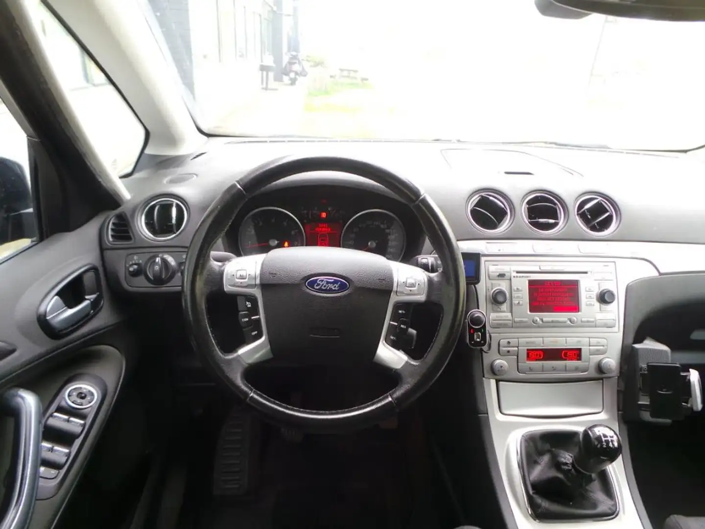 Ford S-Max 2.0-16V ( 7-PERSOONS + INRUIL MOGELIJK ) Grijs - 2