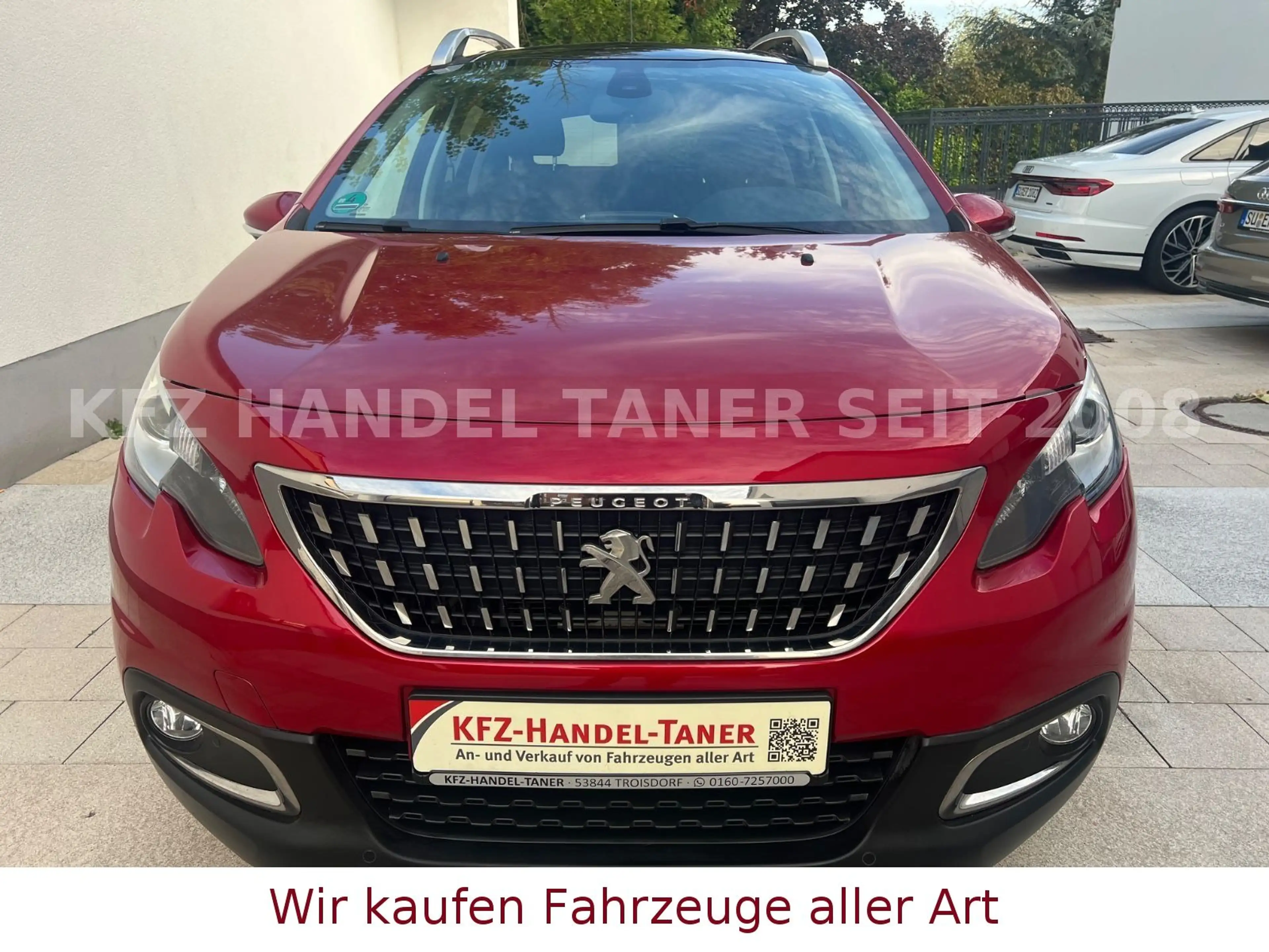Peugeot 2008 Style PureTech 110 STOP & START — photo 2